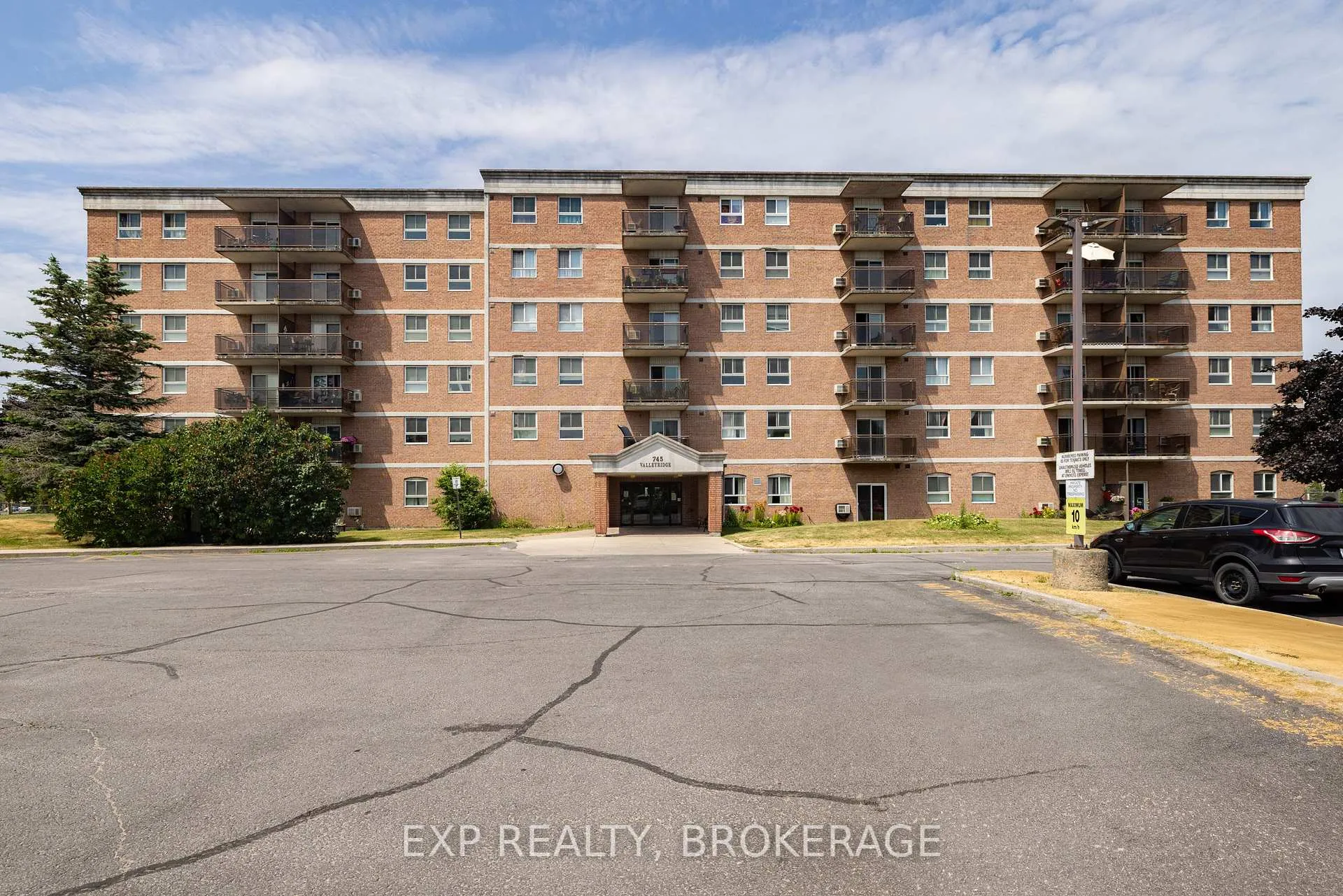 Front of Unit 401, 745 Davis Drive