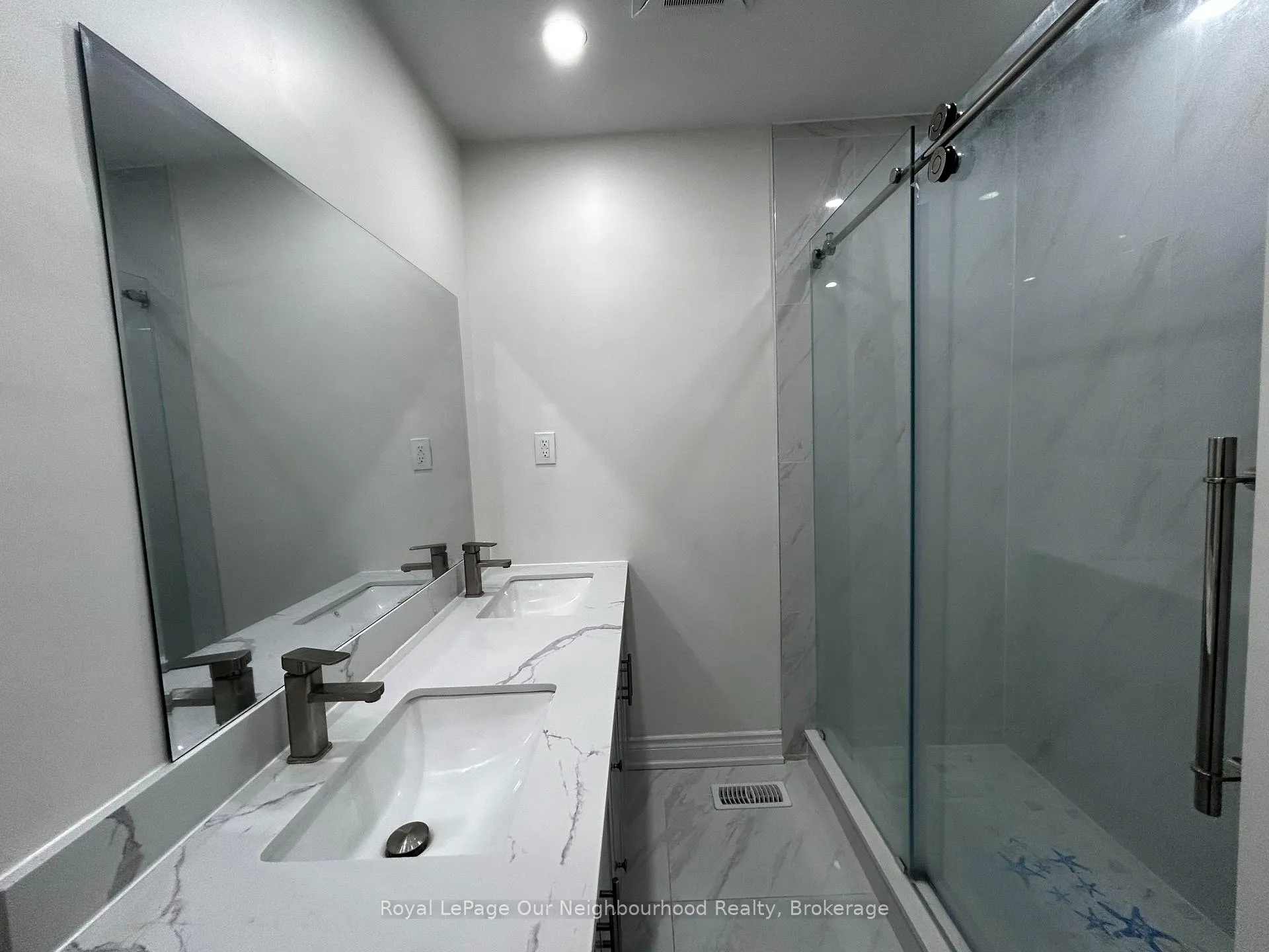 Photo 7 of Unit 6, 317 Duke Street W, Kitchener — HOMEH