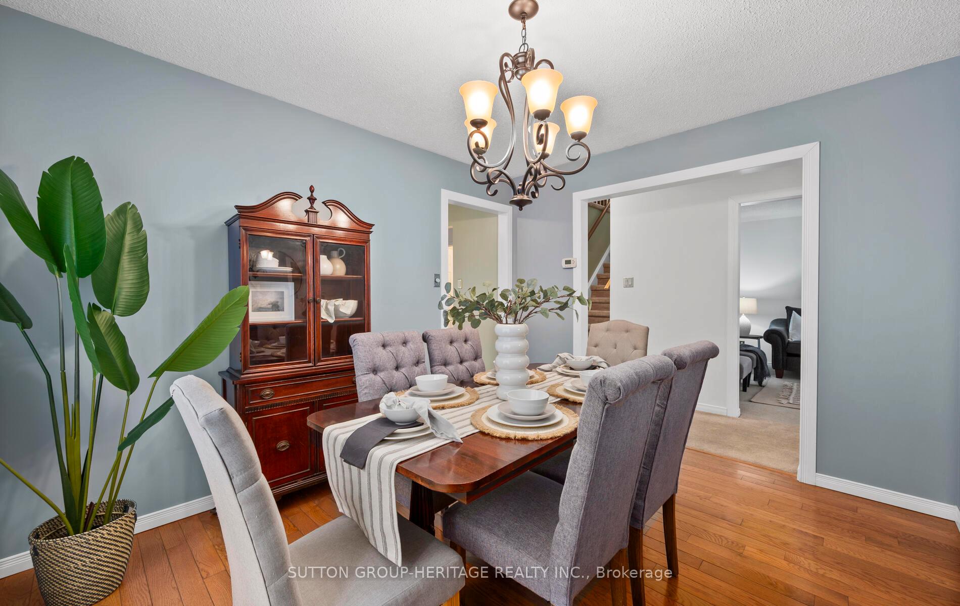 Photo 14 of 15 Bird Crescent, Ajax, Central — HOMEH