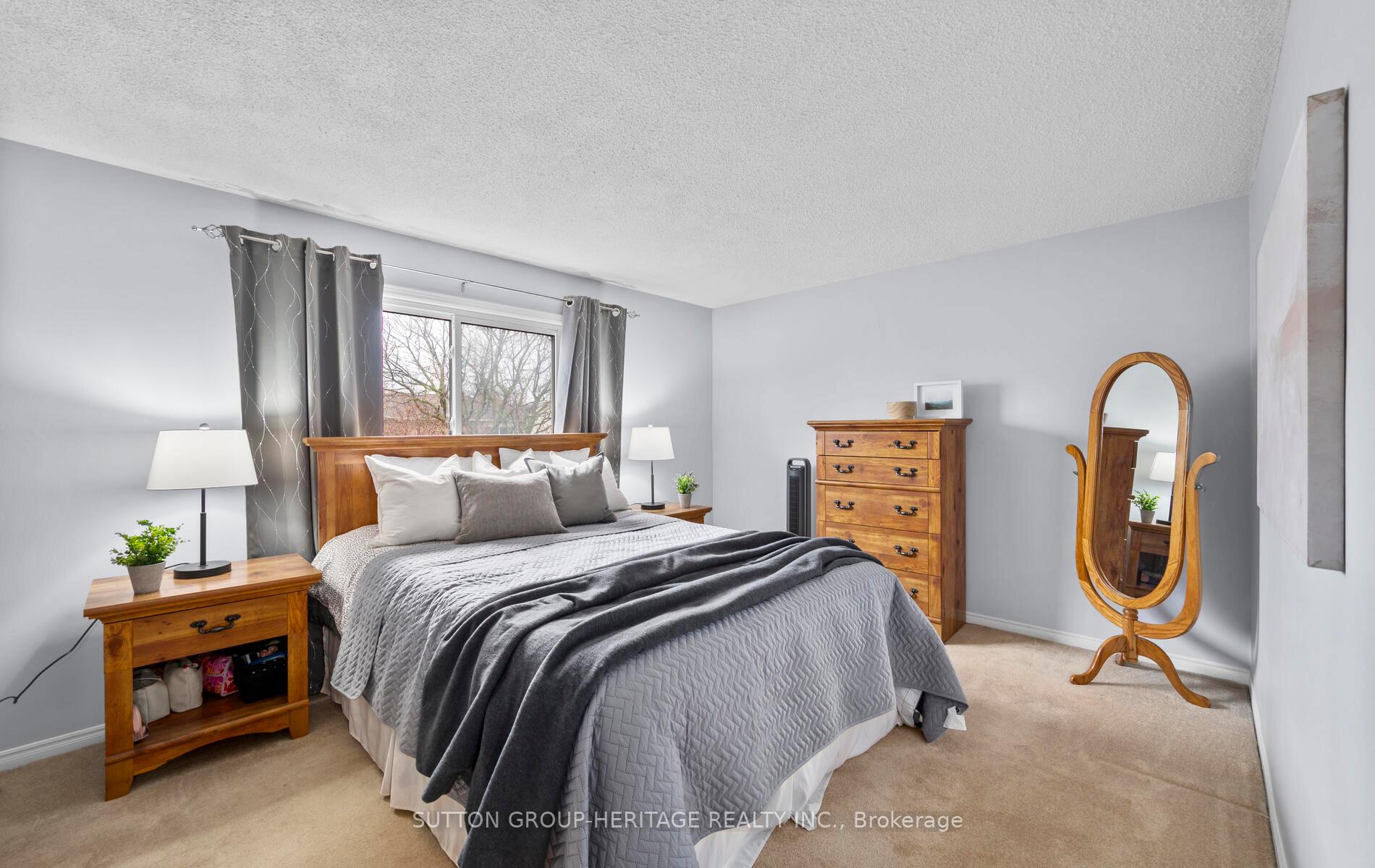 Photo 21 of 15 Bird Crescent, Ajax, Central — HOMEH