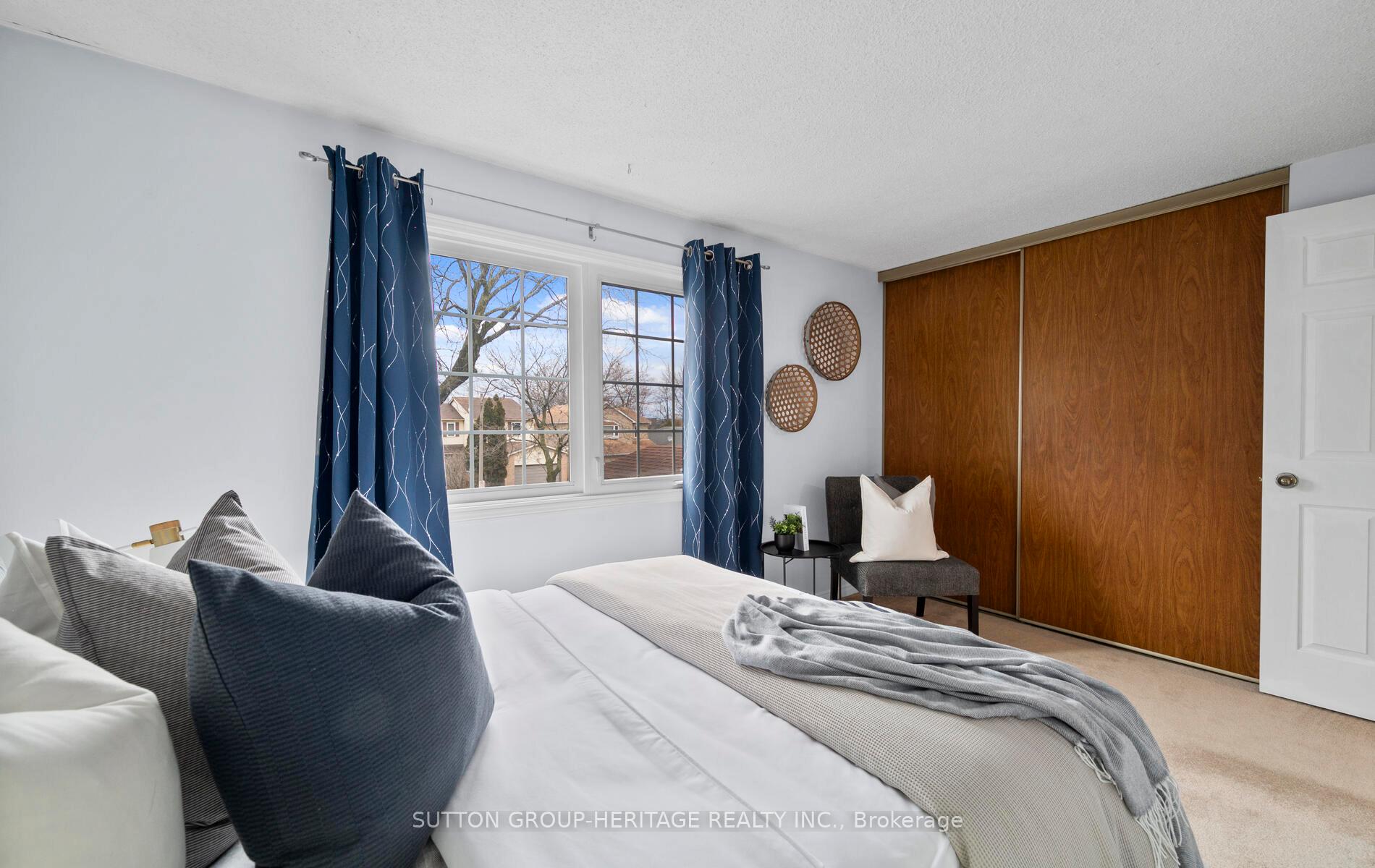 Photo 23 of 15 Bird Crescent, Ajax, Central — HOMEH