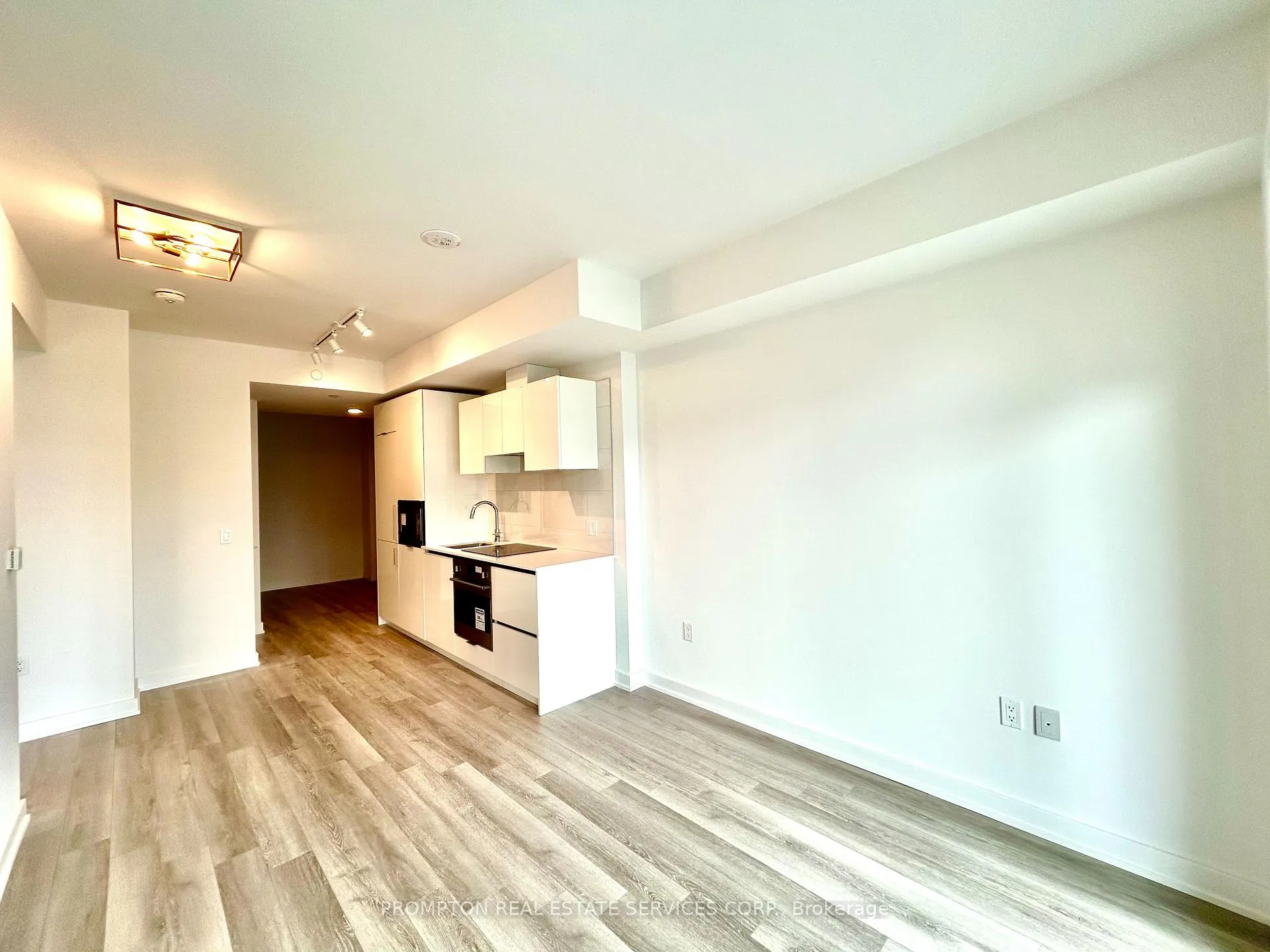 Photo 6 of Unit 2315, 230 Simcoe Street, Toronto, Kensington-Chinatown — HOMEH