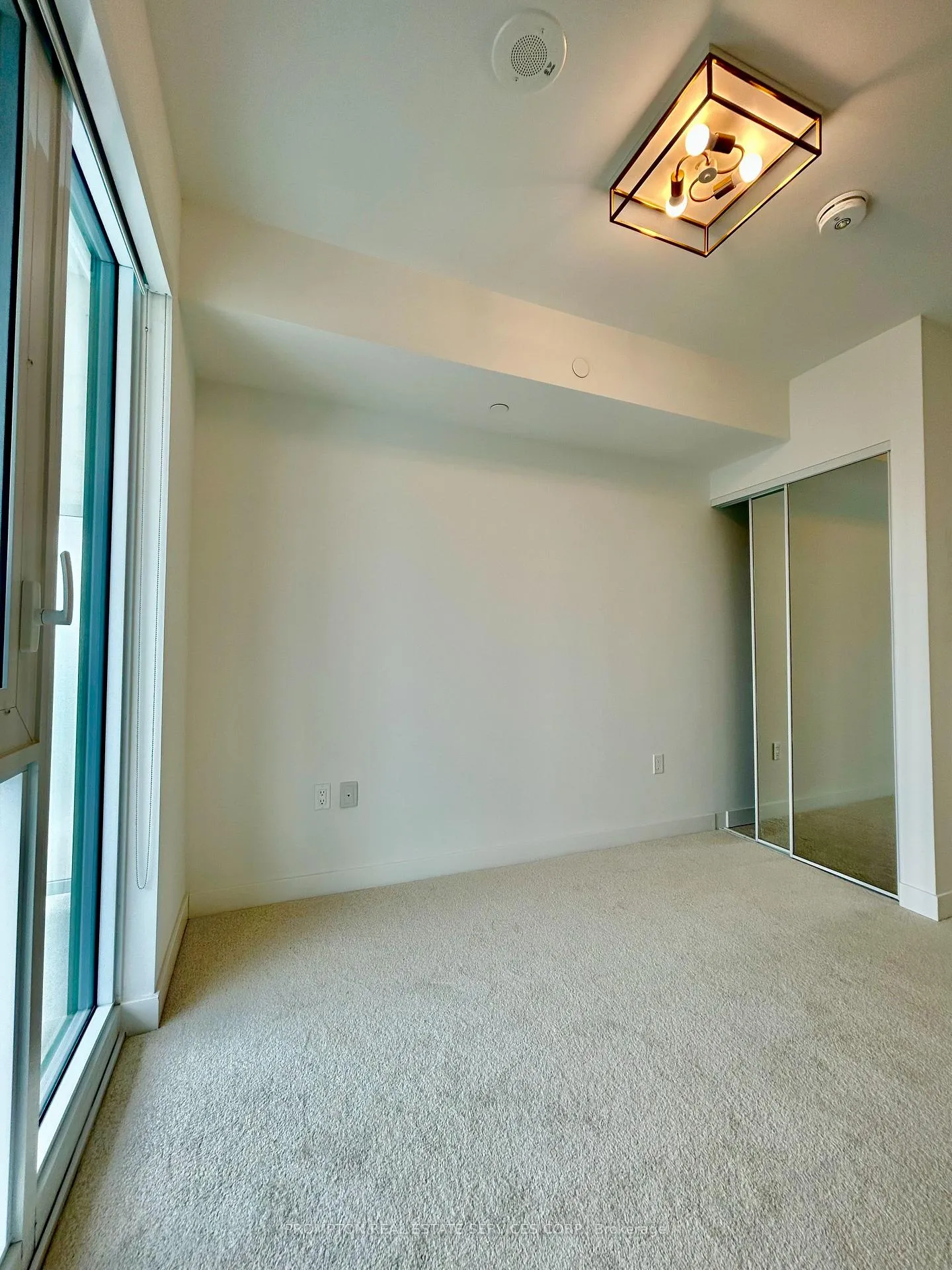 Photo 9 of Unit 2315, 230 Simcoe Street, Toronto, Kensington-Chinatown — HOMEH