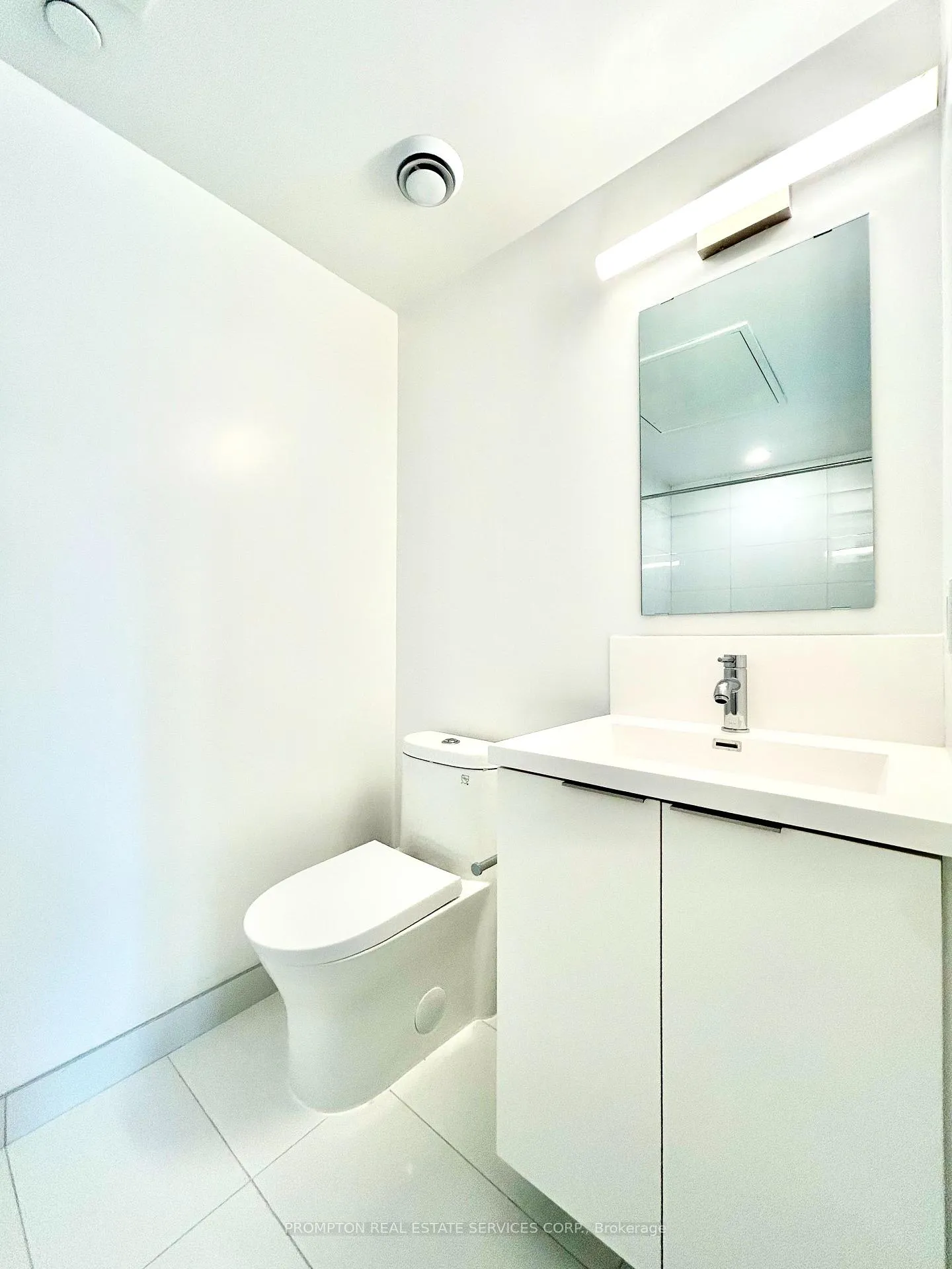 Photo 12 of Unit 2315, 230 Simcoe Street, Toronto, Kensington-Chinatown — HOMEH
