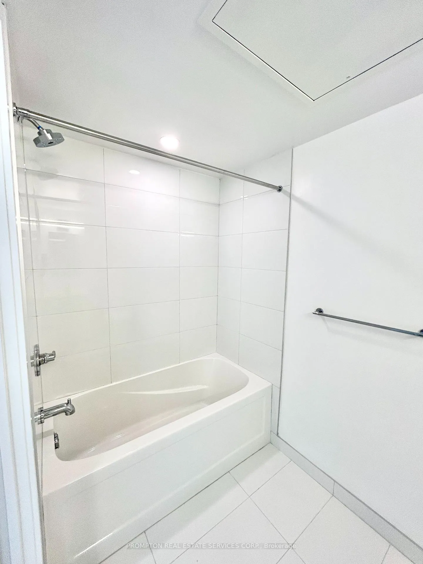 Photo 13 of Unit 2315, 230 Simcoe Street, Toronto, Kensington-Chinatown — HOMEH