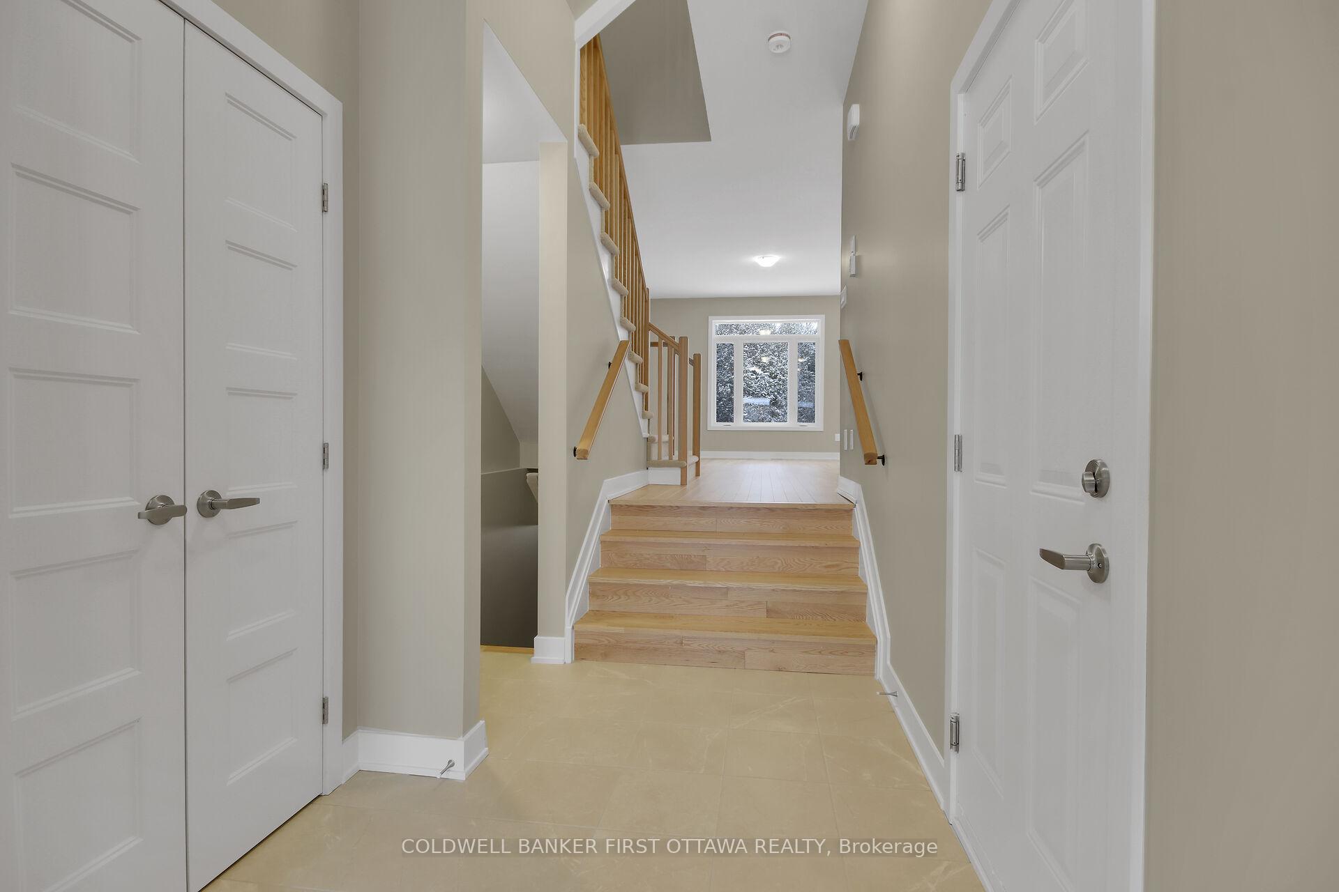 Photo 4 of 444 Thomas Street, Carleton Place — HOMEH
