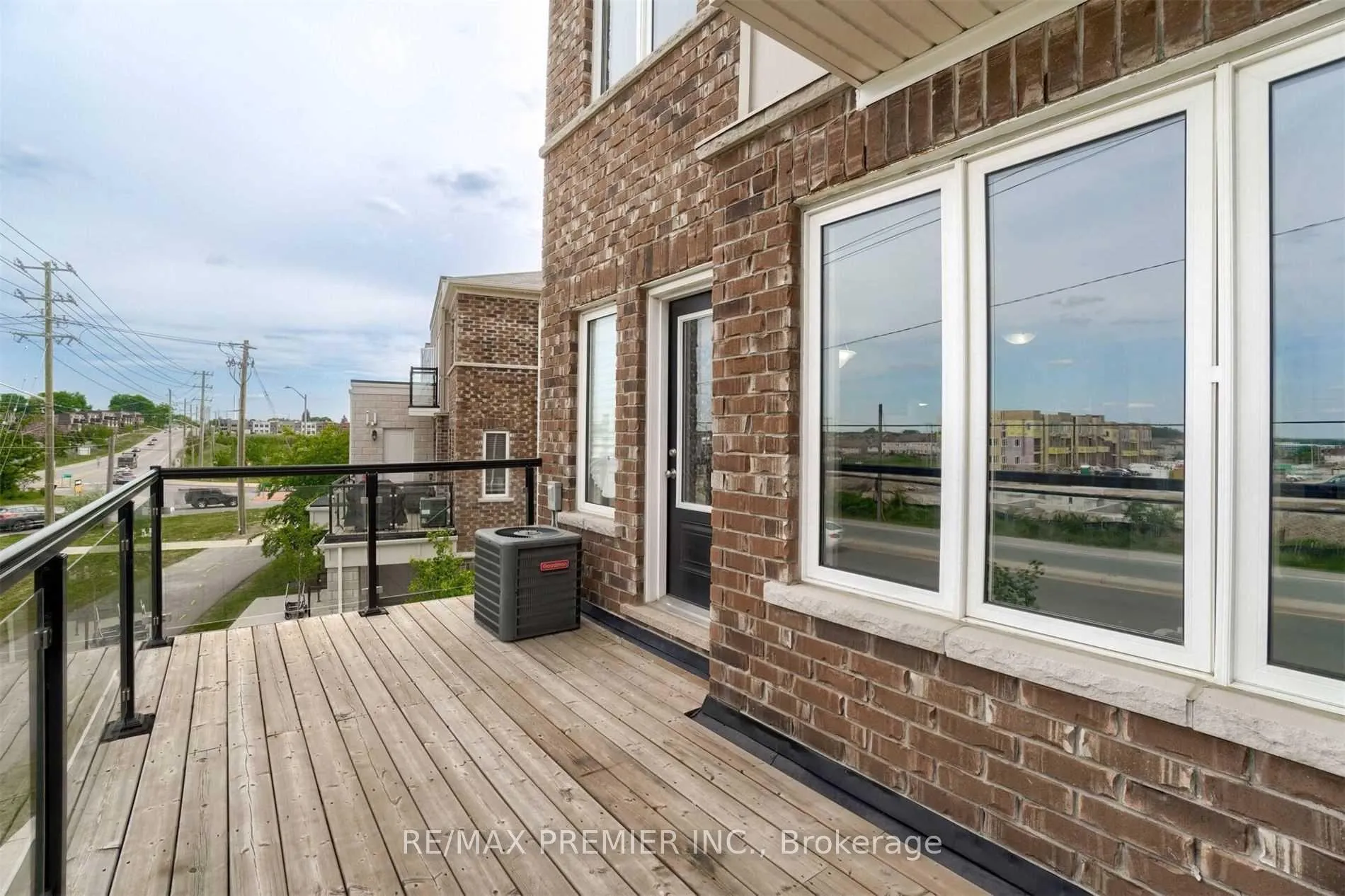 Photo 6 of 144 Daylily Lane, Kitchener, Rosenburg — HOMEH
