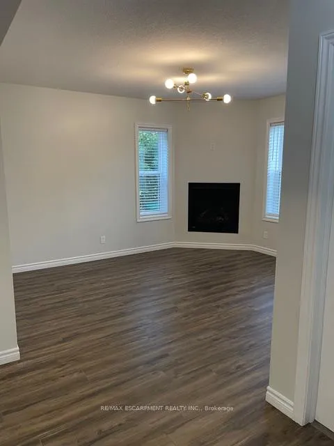 Photo 5 of Unit Main, 109 Waterloo Street, Kitchener — HOMEH