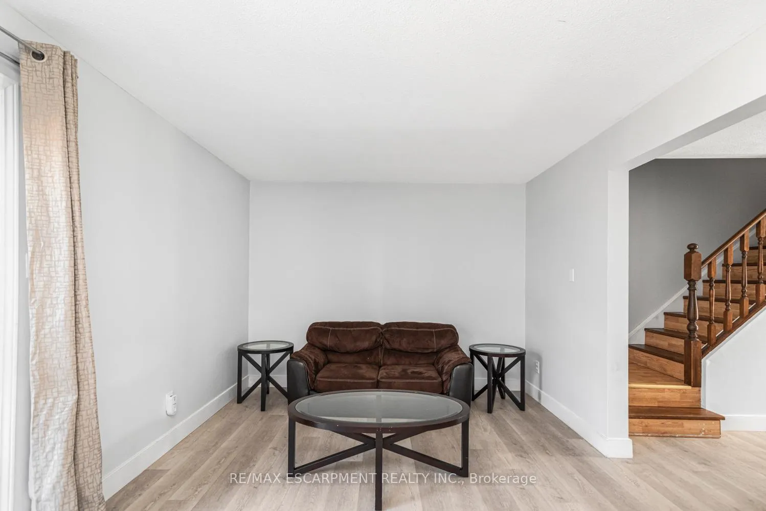 Photo 4 of Unit F, 25 Bryna Avenue, Hamilton, Greeningdon — HOMEH