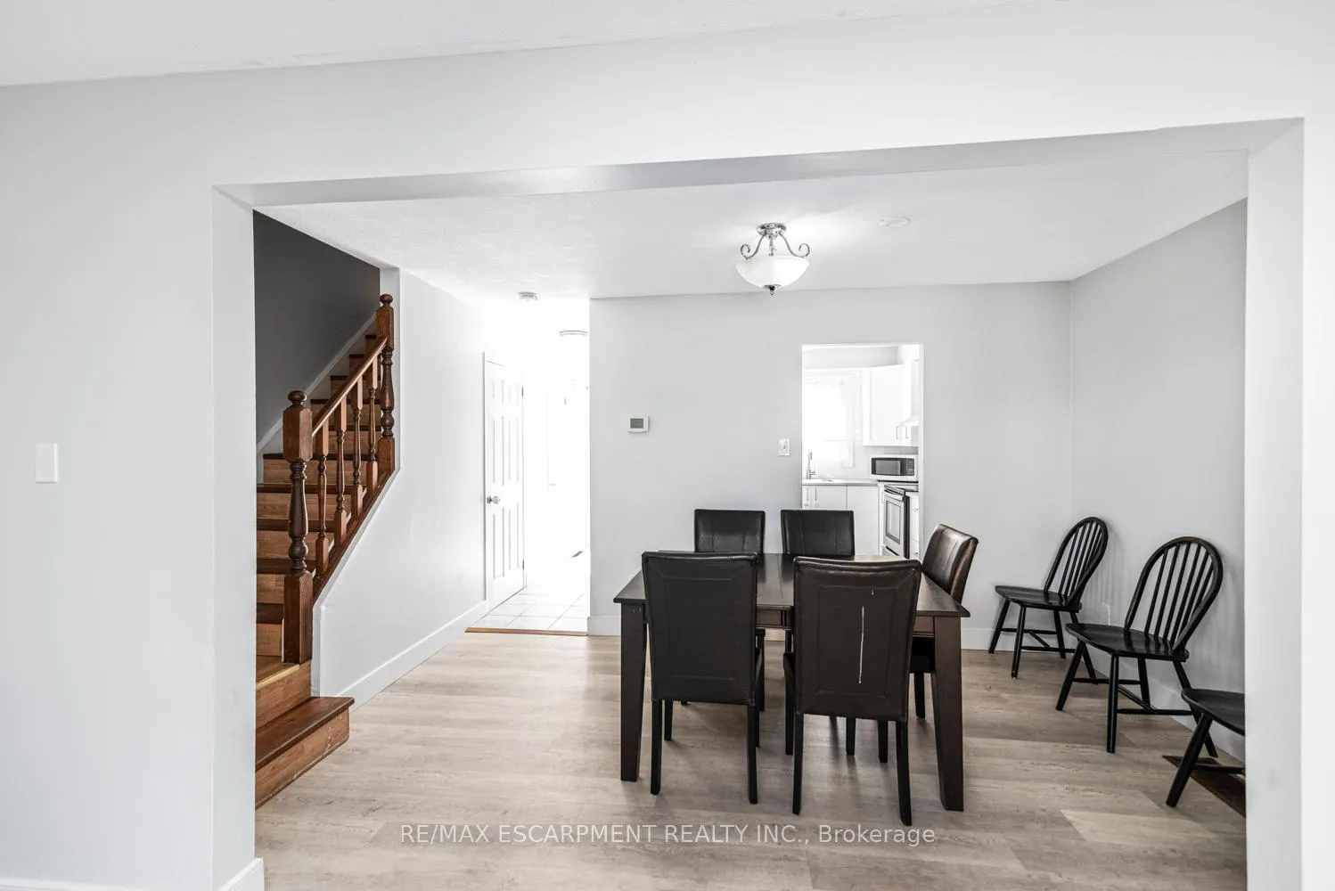 Photo 7 of Unit F, 25 Bryna Avenue, Hamilton, Greeningdon — HOMEH