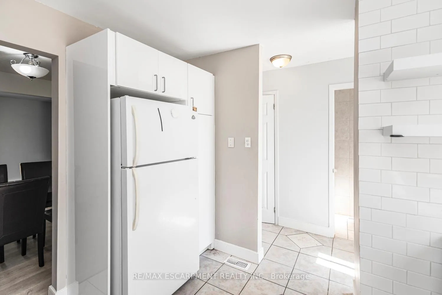 Photo 9 of Unit F, 25 Bryna Avenue, Hamilton, Greeningdon — HOMEH