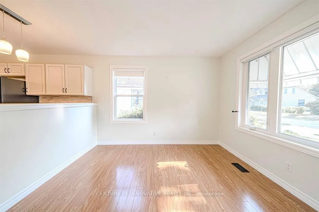 Photo 4 of Unit Main, 70 St Clair Avenue, Kitchener — HOMEH