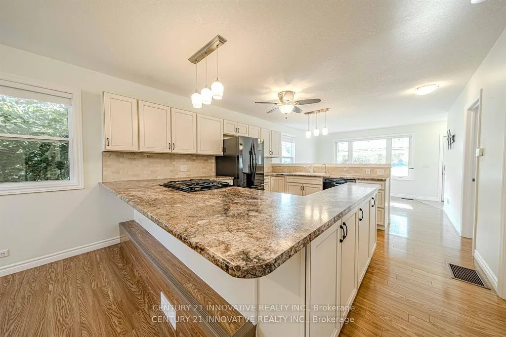 Photo 12 of Unit Main, 70 St Clair Avenue, Kitchener — HOMEH