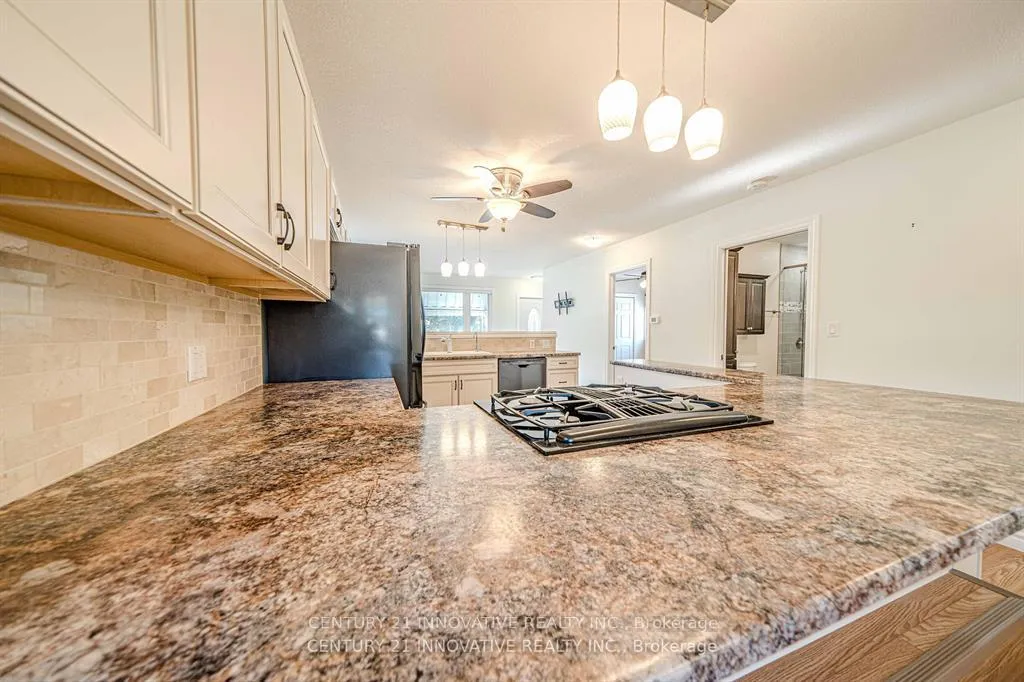 Photo 13 of Unit Main, 70 St Clair Avenue, Kitchener — HOMEH
