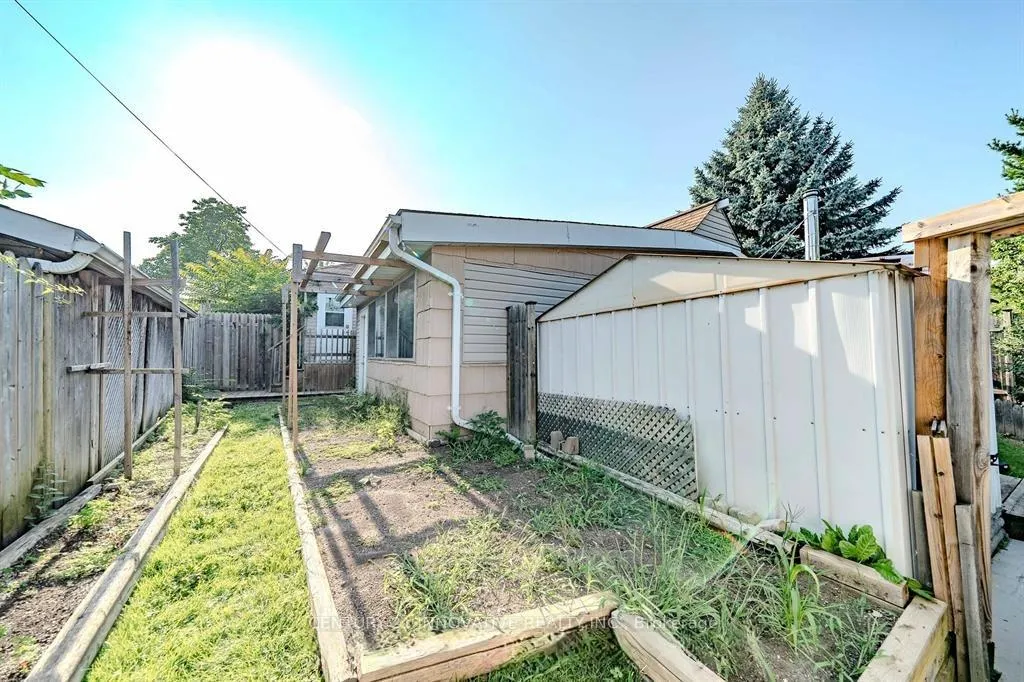 Photo 31 of Unit Main, 70 St Clair Avenue, Kitchener — HOMEH