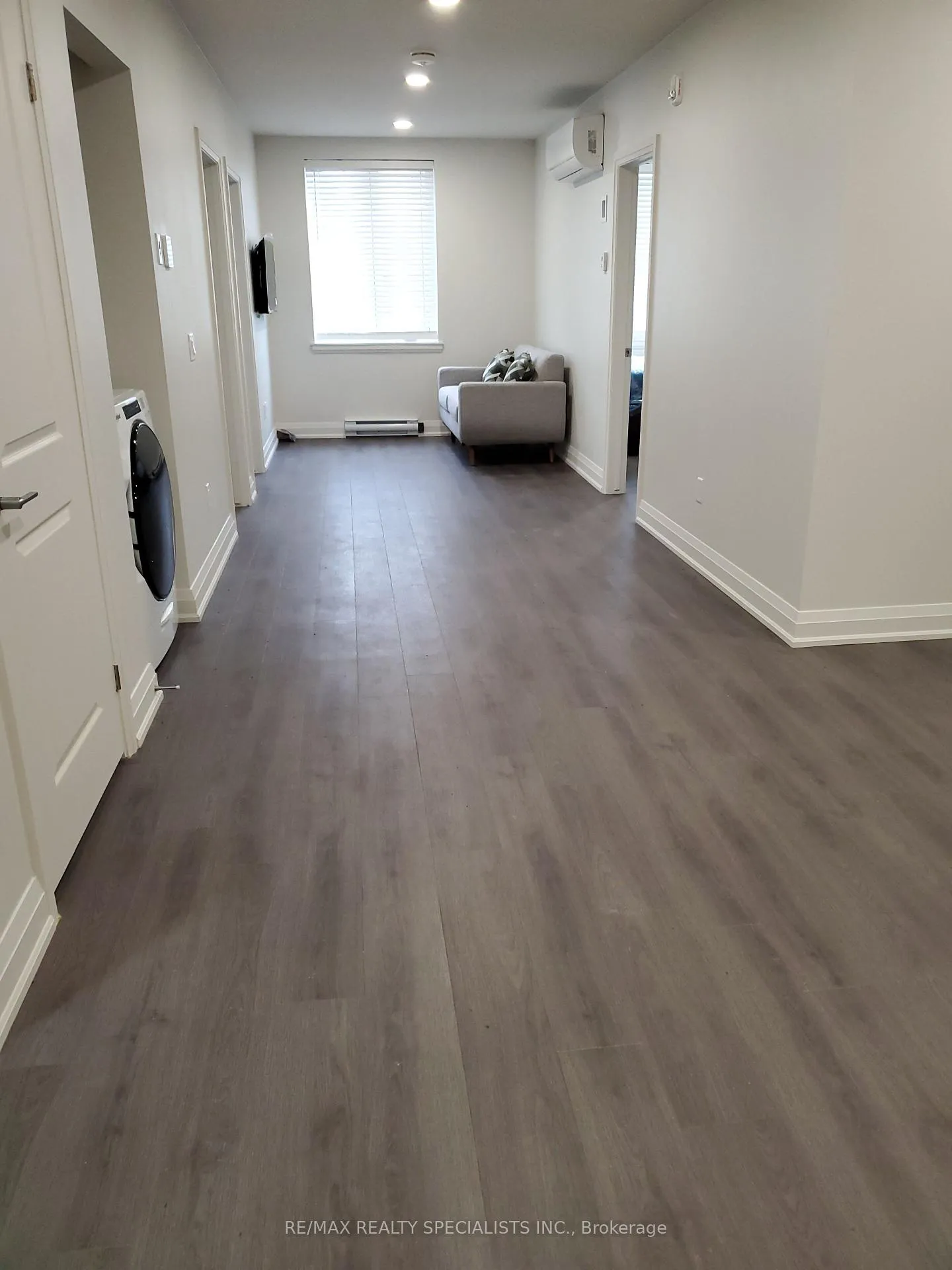 Photo 4 of Unit 203, 307 King Street E, Hamilton, Beasley — HOMEH