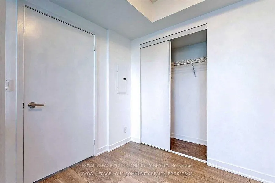Photo 13 of Unit 2407, 100 Harbour Street, Toronto, Waterfront Communities — HOMEH