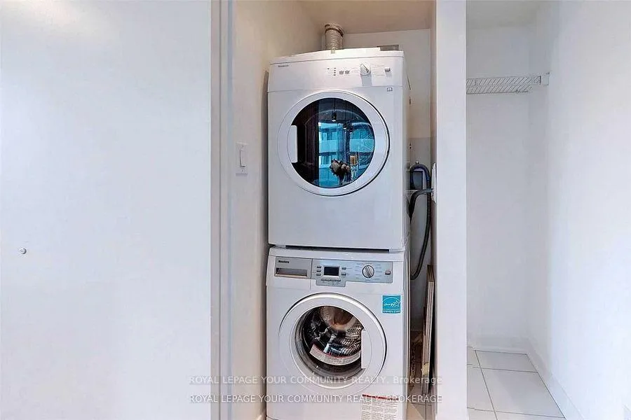 Photo 16 of Unit 2407, 100 Harbour Street, Toronto, Waterfront Communities — HOMEH