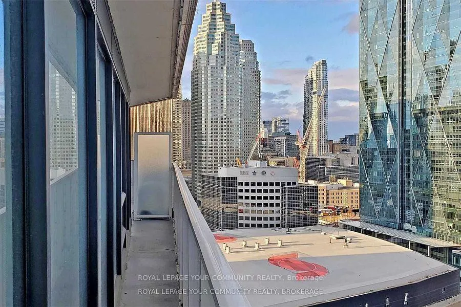 Photo 20 of Unit 2407, 100 Harbour Street, Toronto, Waterfront Communities — HOMEH