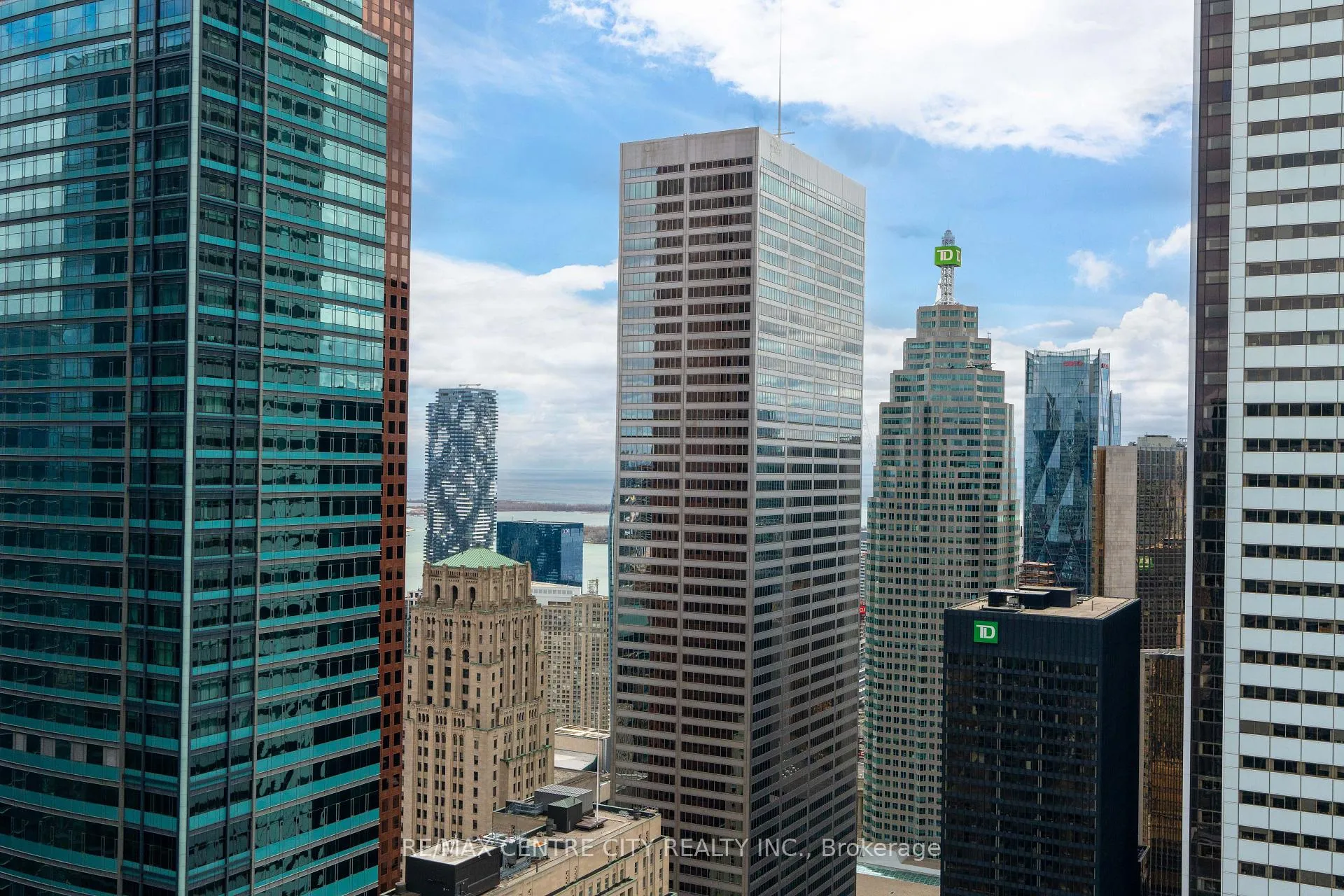 Photo 1 of Unit LPH5410, 70 Temperance Street, Toronto, Bay Street Corridor — HOMEH