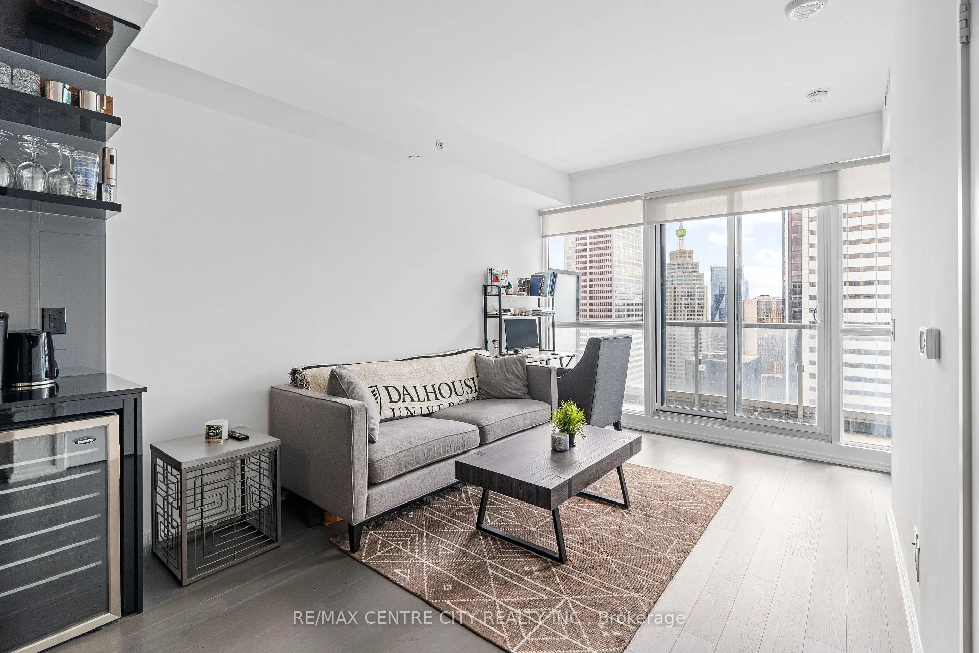 Photo 16 of Unit LPH5410, 70 Temperance Street, Toronto, Bay Street Corridor — HOMEH