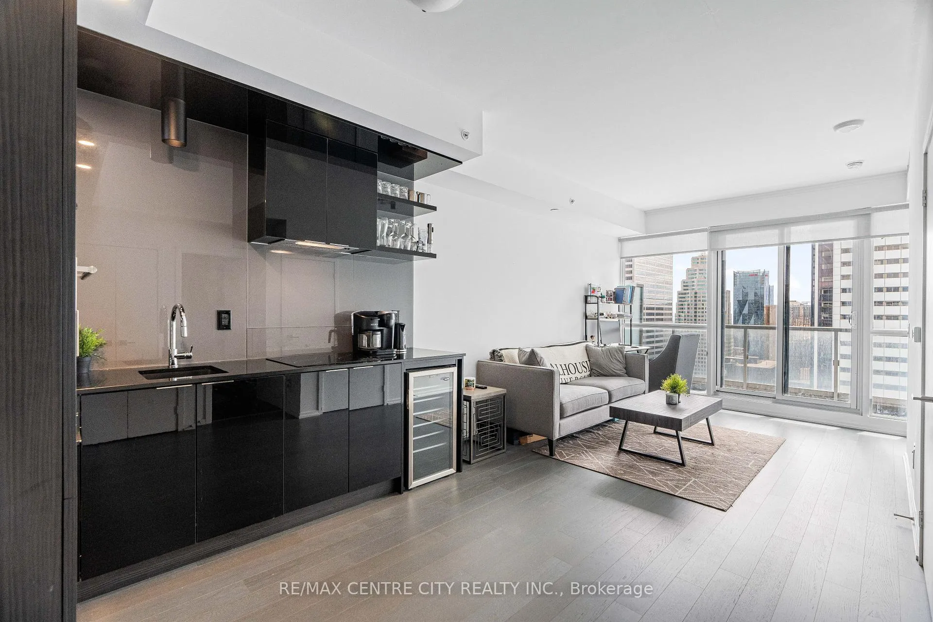 Photo 19 of Unit LPH5410, 70 Temperance Street, Toronto, Bay Street Corridor — HOMEH