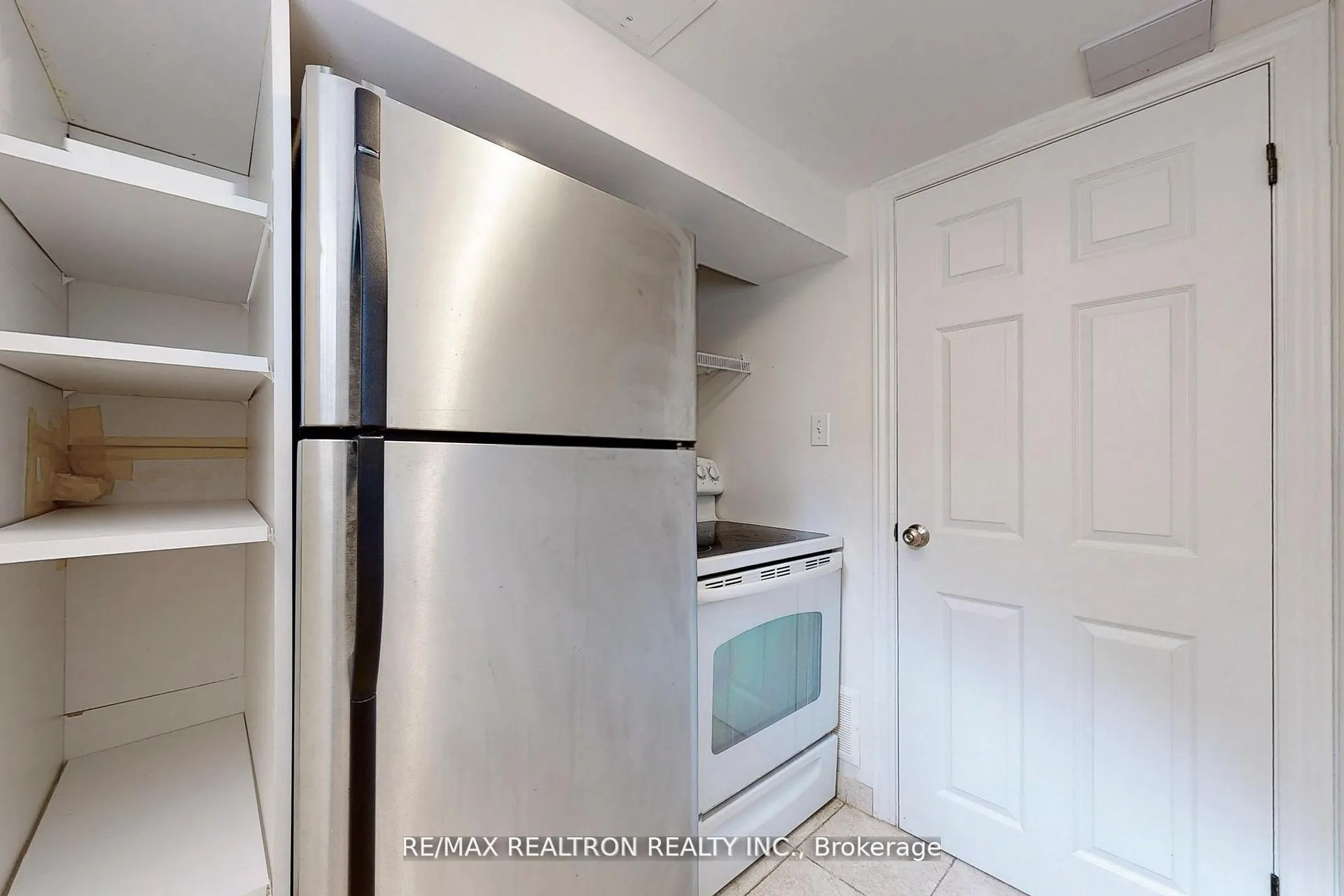 Photo 3 of Unit BSMT, 14 Child Drive, Aurora, Aurora Heights — HOMEH
