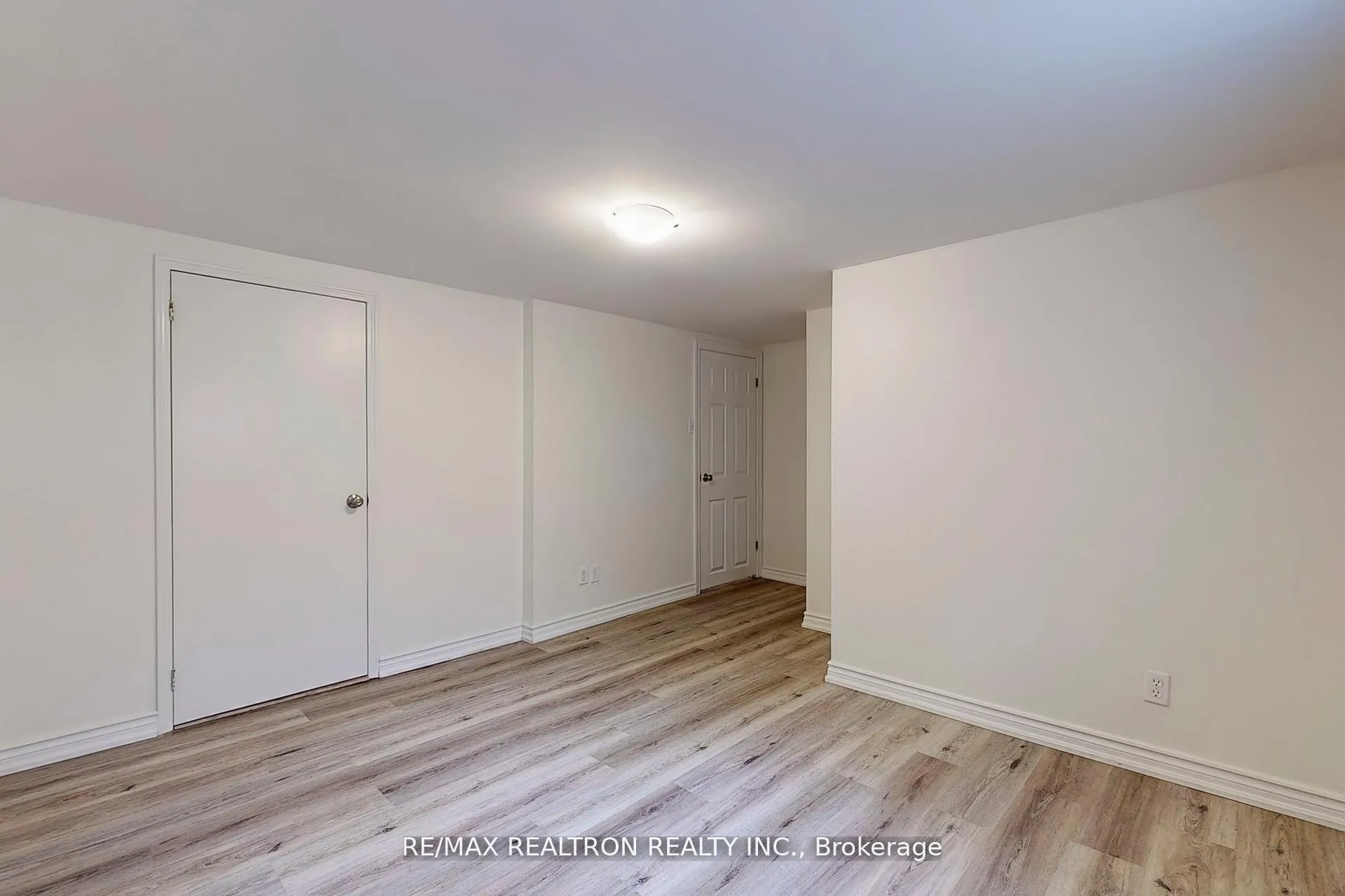 Photo 5 of Unit BSMT, 14 Child Drive, Aurora, Aurora Heights — HOMEH