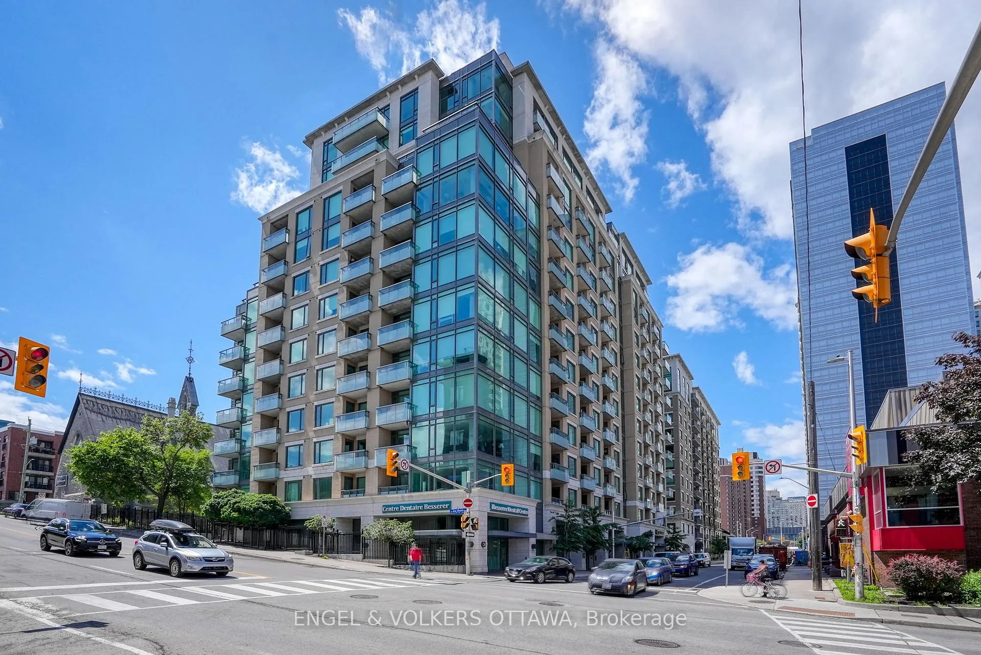 Photo of Unit 811, 238 Besserer Street