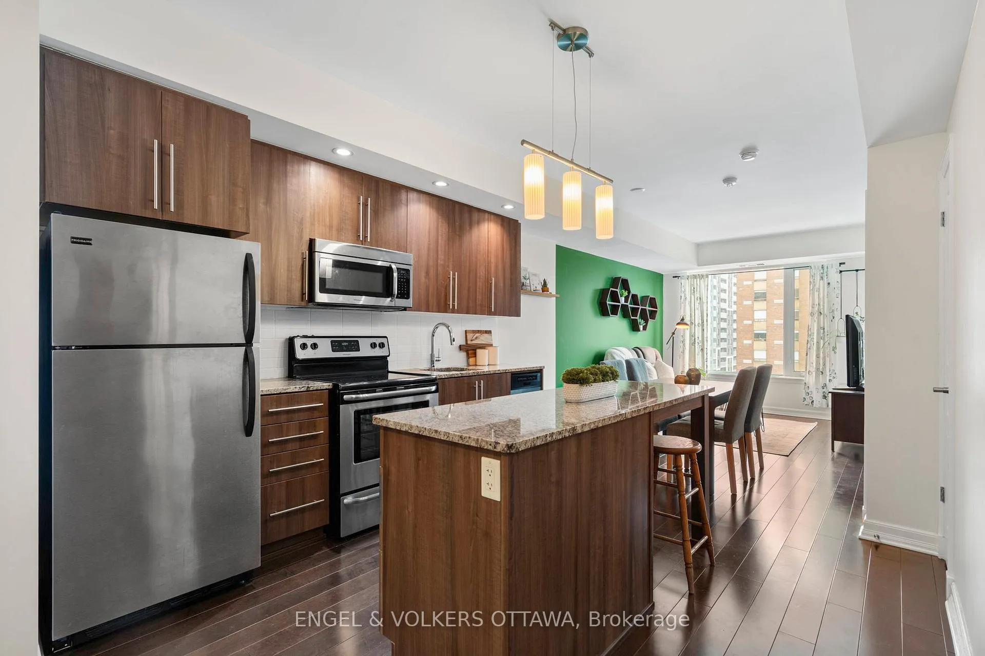 Photo 12 of Unit 811, 238 Besserer Street, Ottawa, Sandy Hill — HOMEH