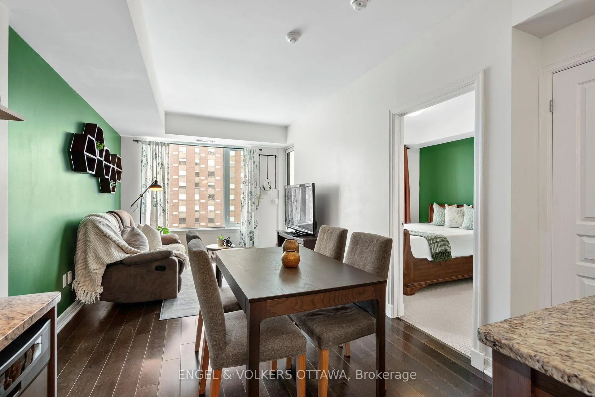 Photo 16 of Unit 811, 238 Besserer Street, Ottawa, Sandy Hill — HOMEH