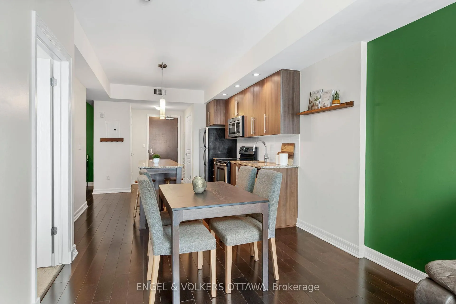 Photo 17 of Unit 811, 238 Besserer Street, Ottawa, Sandy Hill — HOMEH