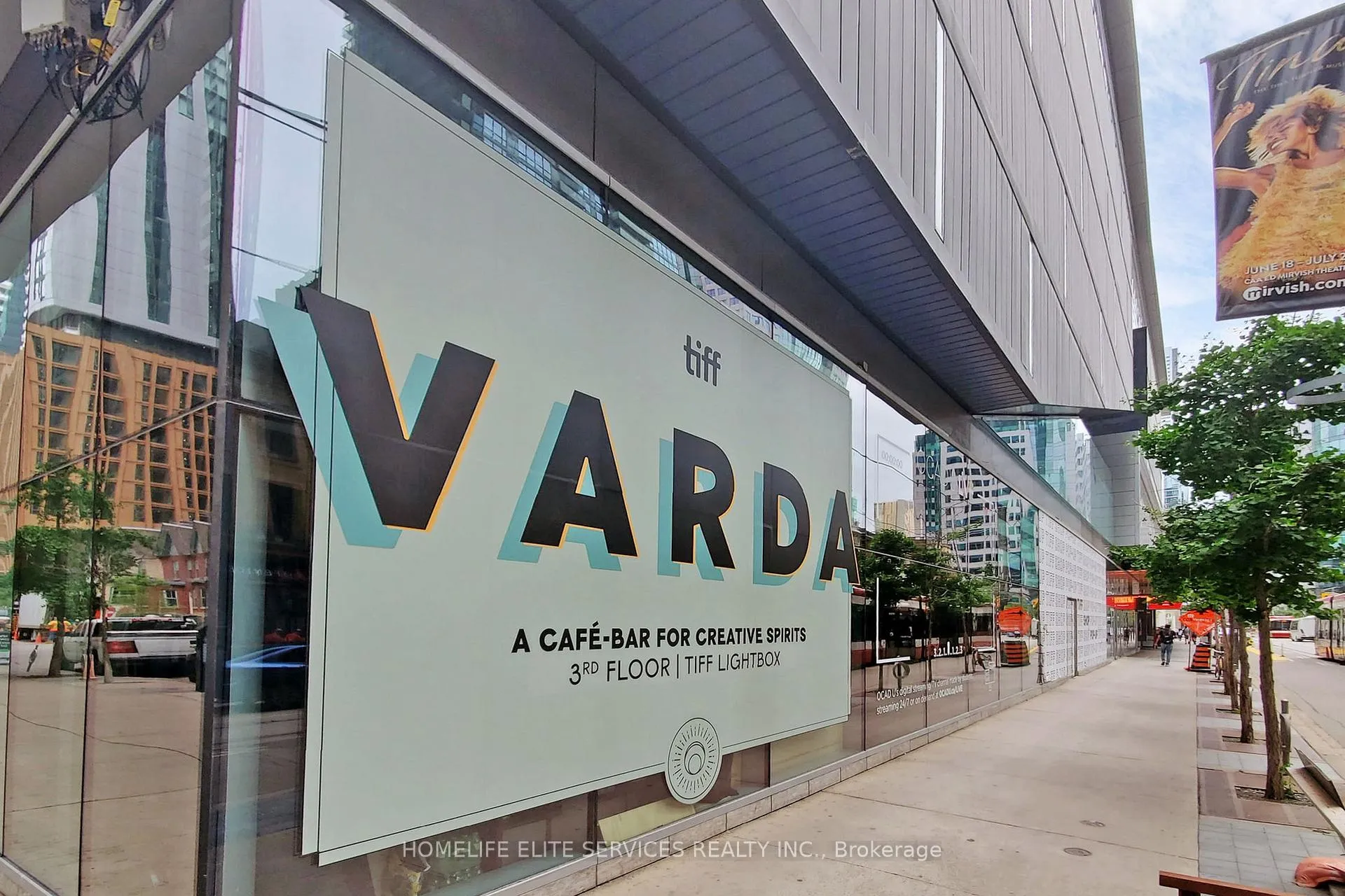 Photo 5 of Unit 2302, 327 King Street W, Toronto, Waterfront Communities — HOMEH