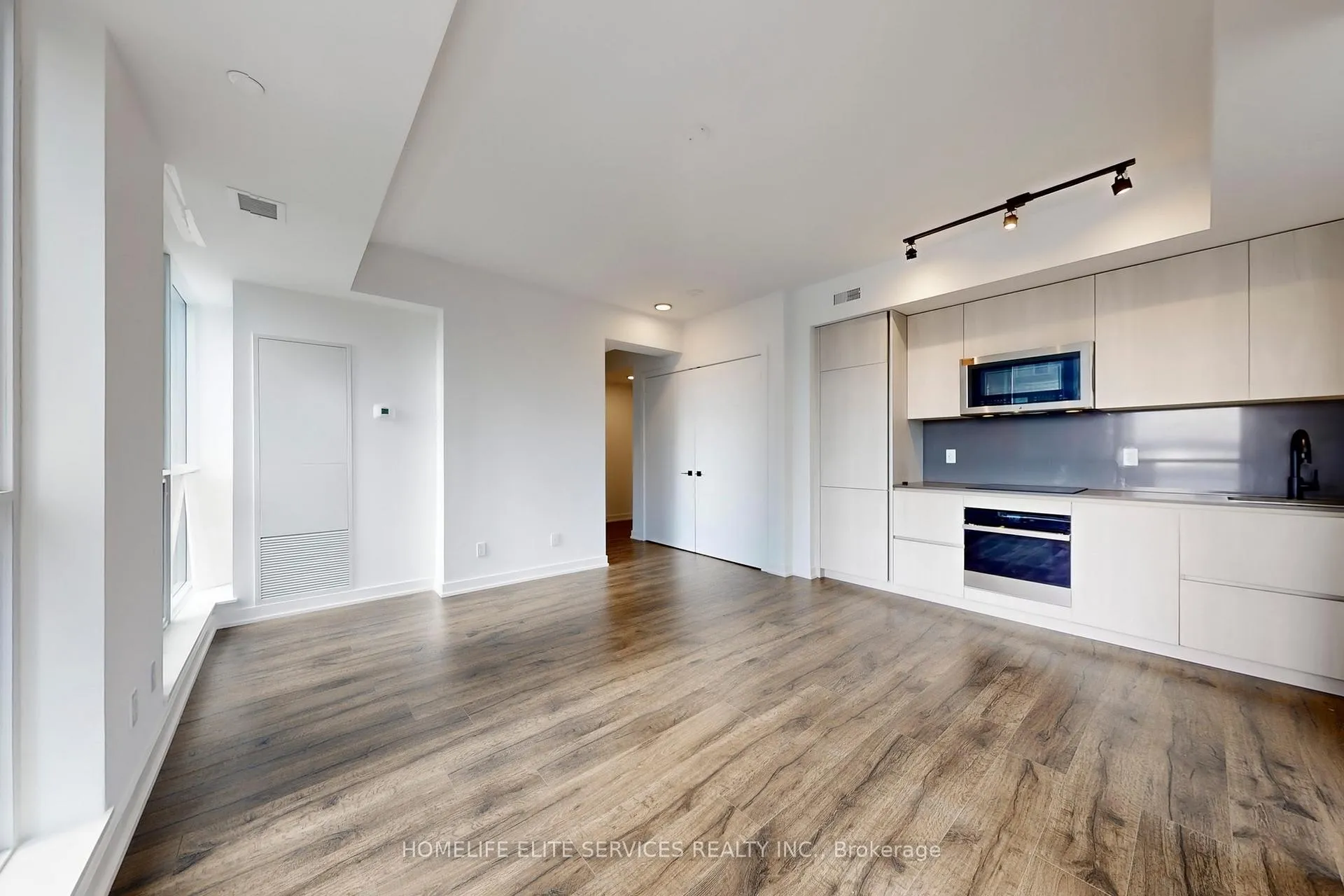 Photo 17 of Unit 2302, 327 King Street W, Toronto, Waterfront Communities — HOMEH