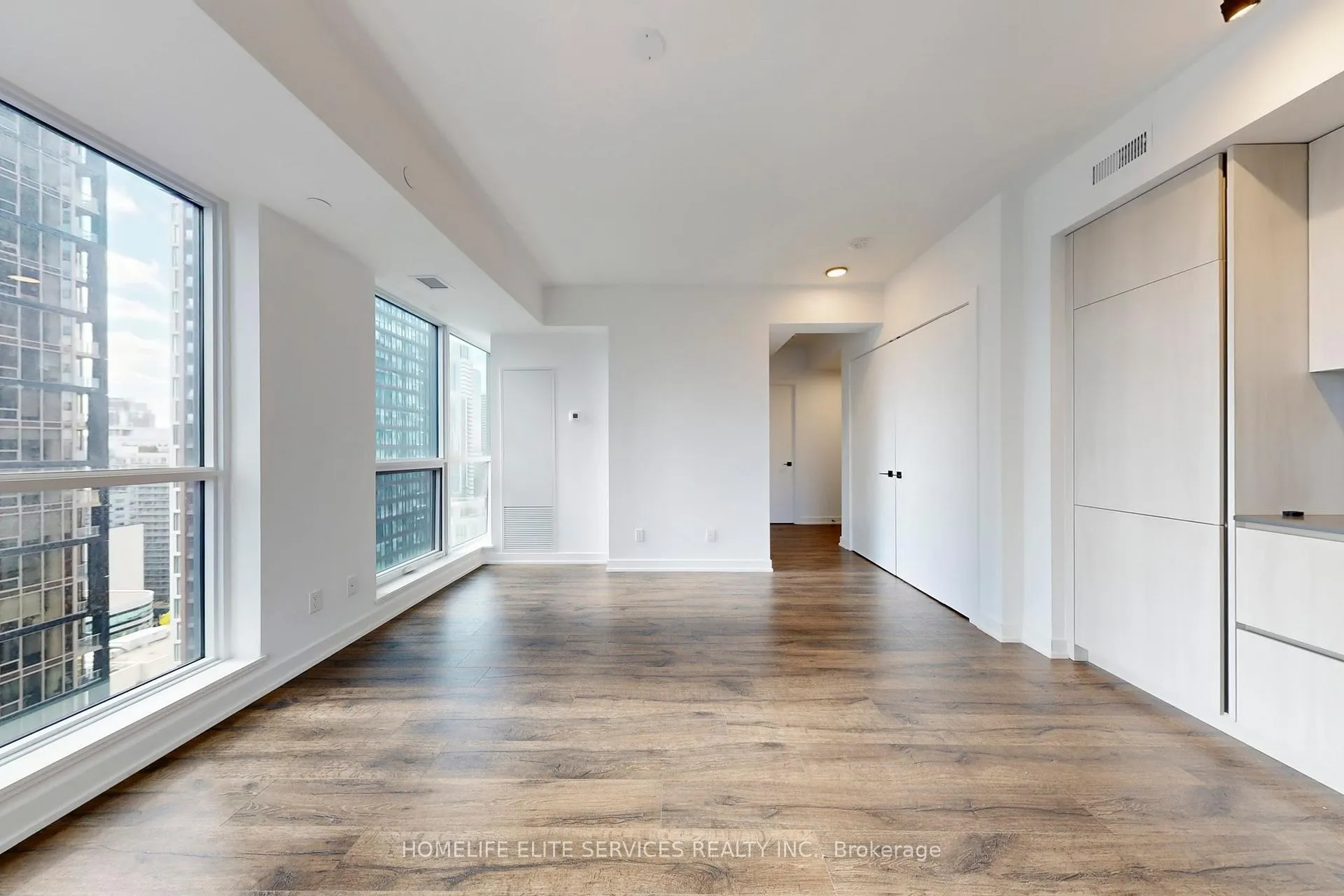 Photo 19 of Unit 2302, 327 King Street W, Toronto, Waterfront Communities — HOMEH