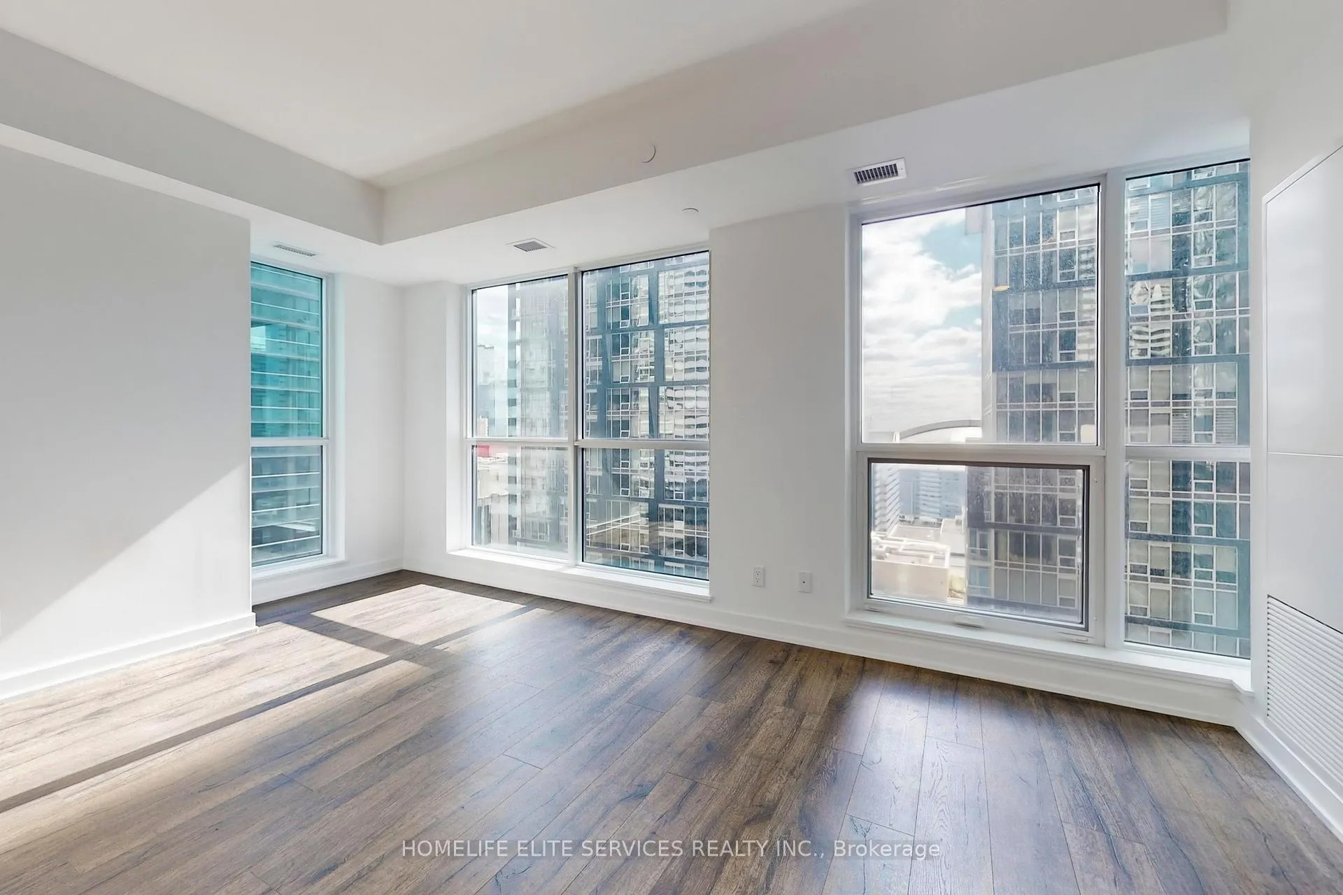 Photo 20 of Unit 2302, 327 King Street W, Toronto, Waterfront Communities — HOMEH