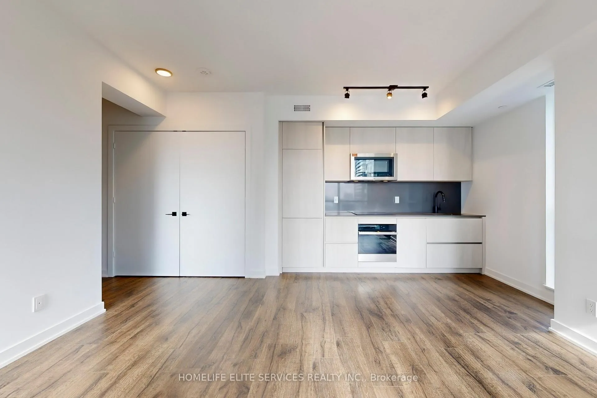 Photo 21 of Unit 2302, 327 King Street W, Toronto, Waterfront Communities — HOMEH