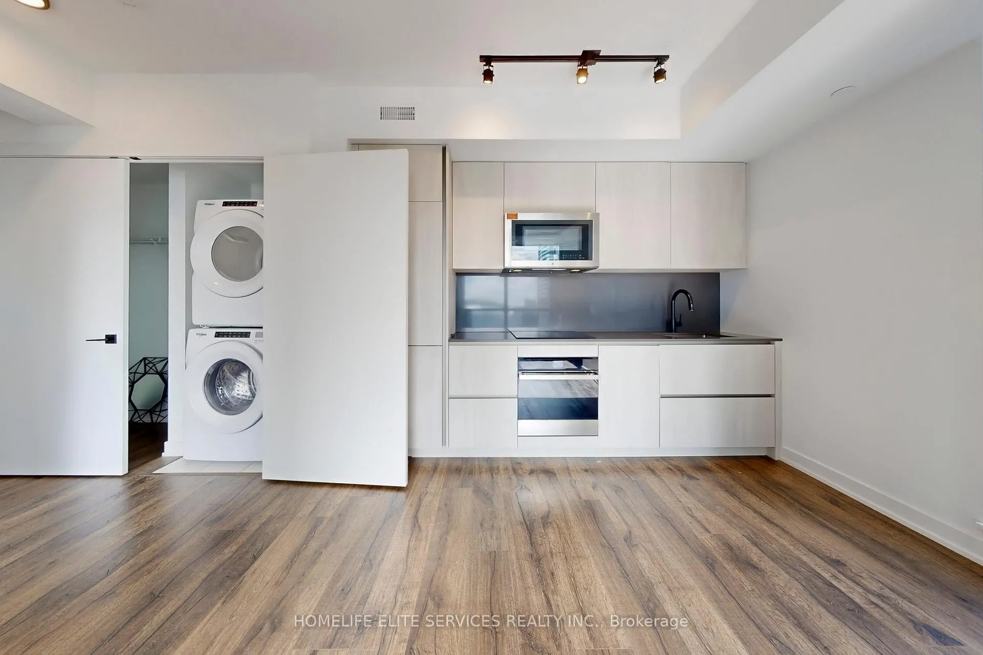 Photo 22 of Unit 2302, 327 King Street W, Toronto, Waterfront Communities — HOMEH