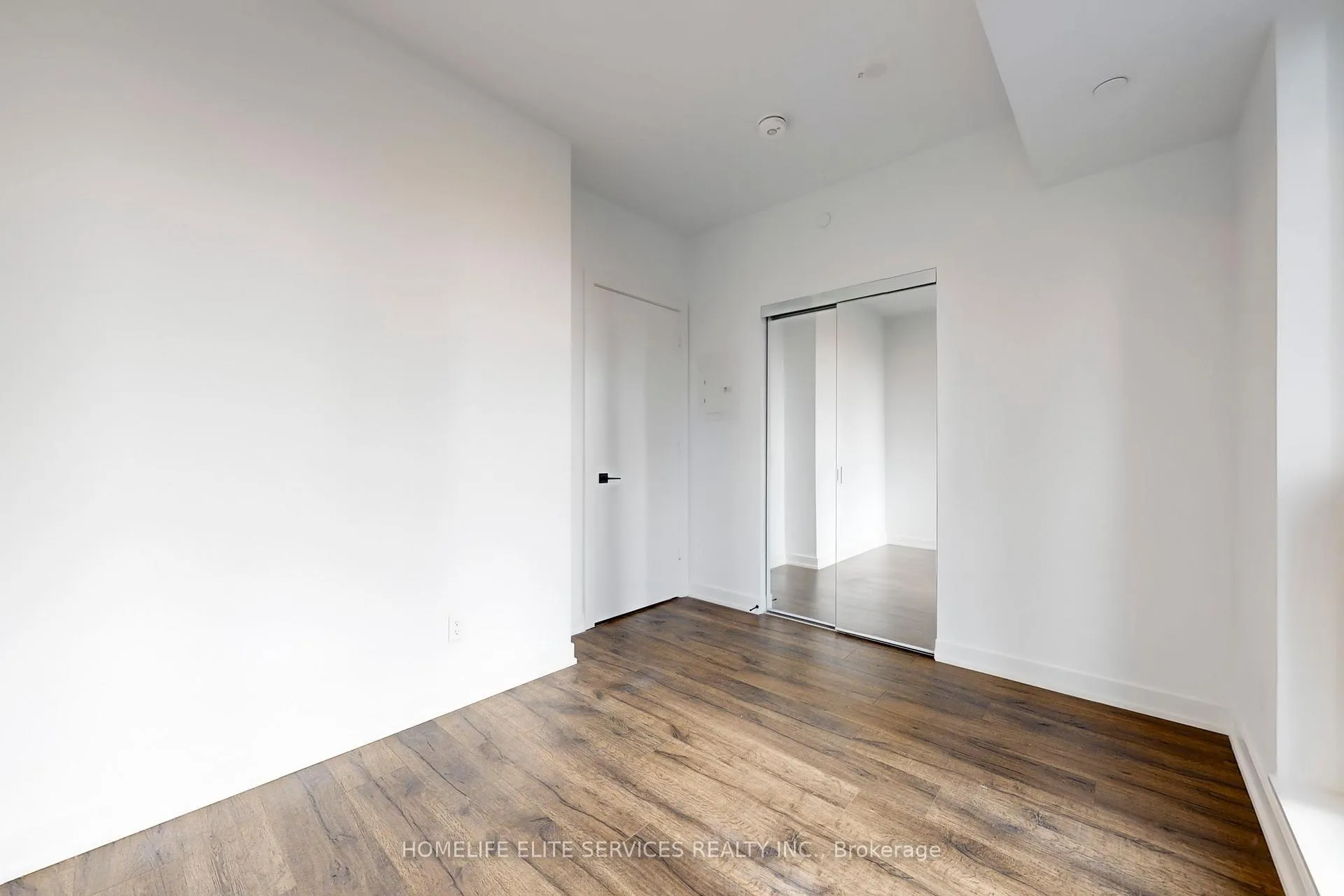 Photo 32 of Unit 2302, 327 King Street W, Toronto, Waterfront Communities — HOMEH