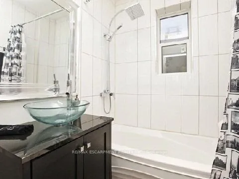 Photo 4 of 166 Gledhill Avenue, Toronto, Woodbine-Lumsden — HOMEH