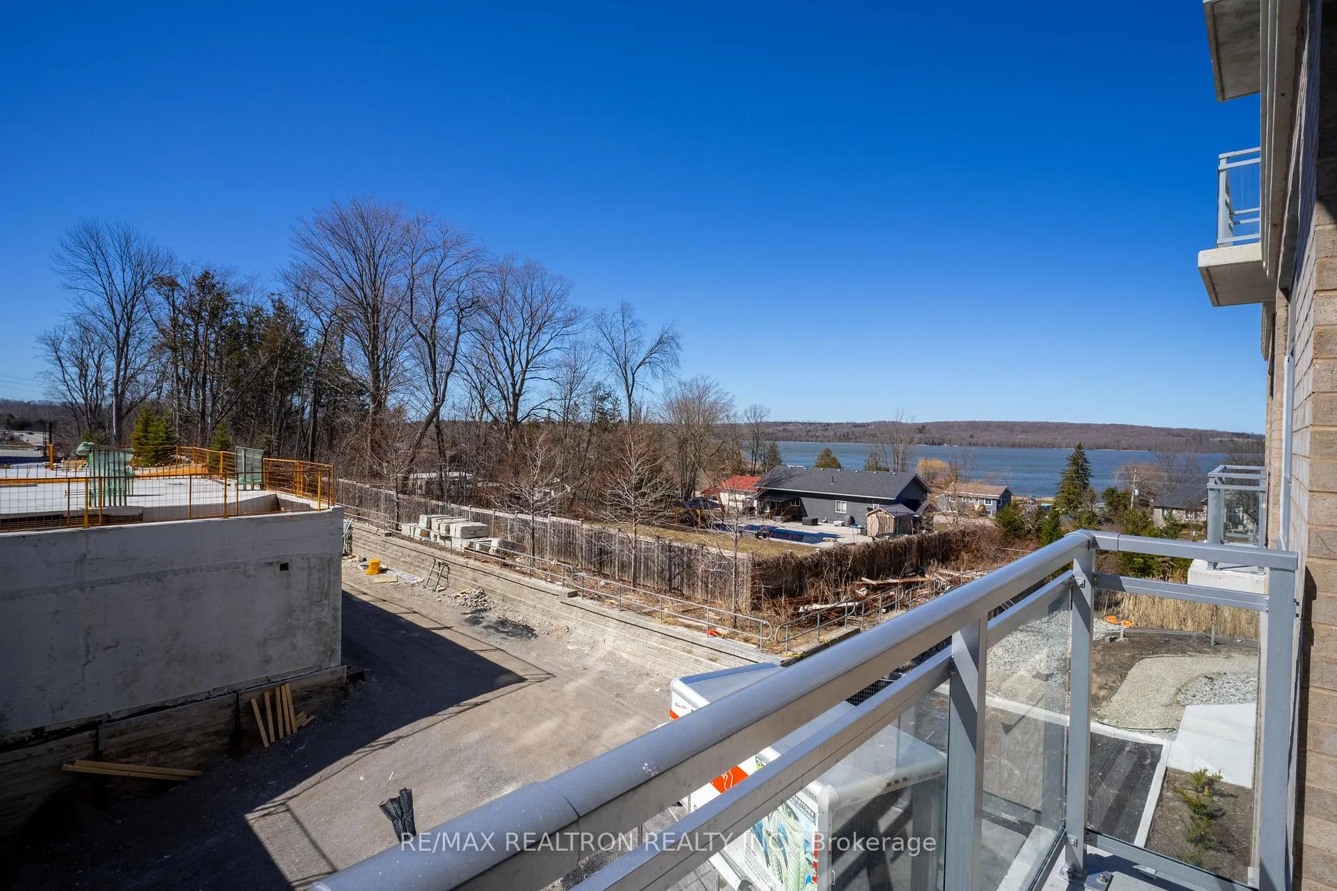 Photo 16 of Unit 103, 56 Lakeside Terrace, Barrie, Little Lake — HOMEH