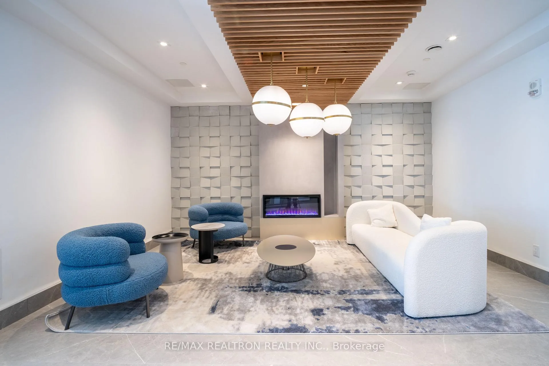 Photo 21 of Unit 103, 56 Lakeside Terrace, Barrie, Little Lake — HOMEH