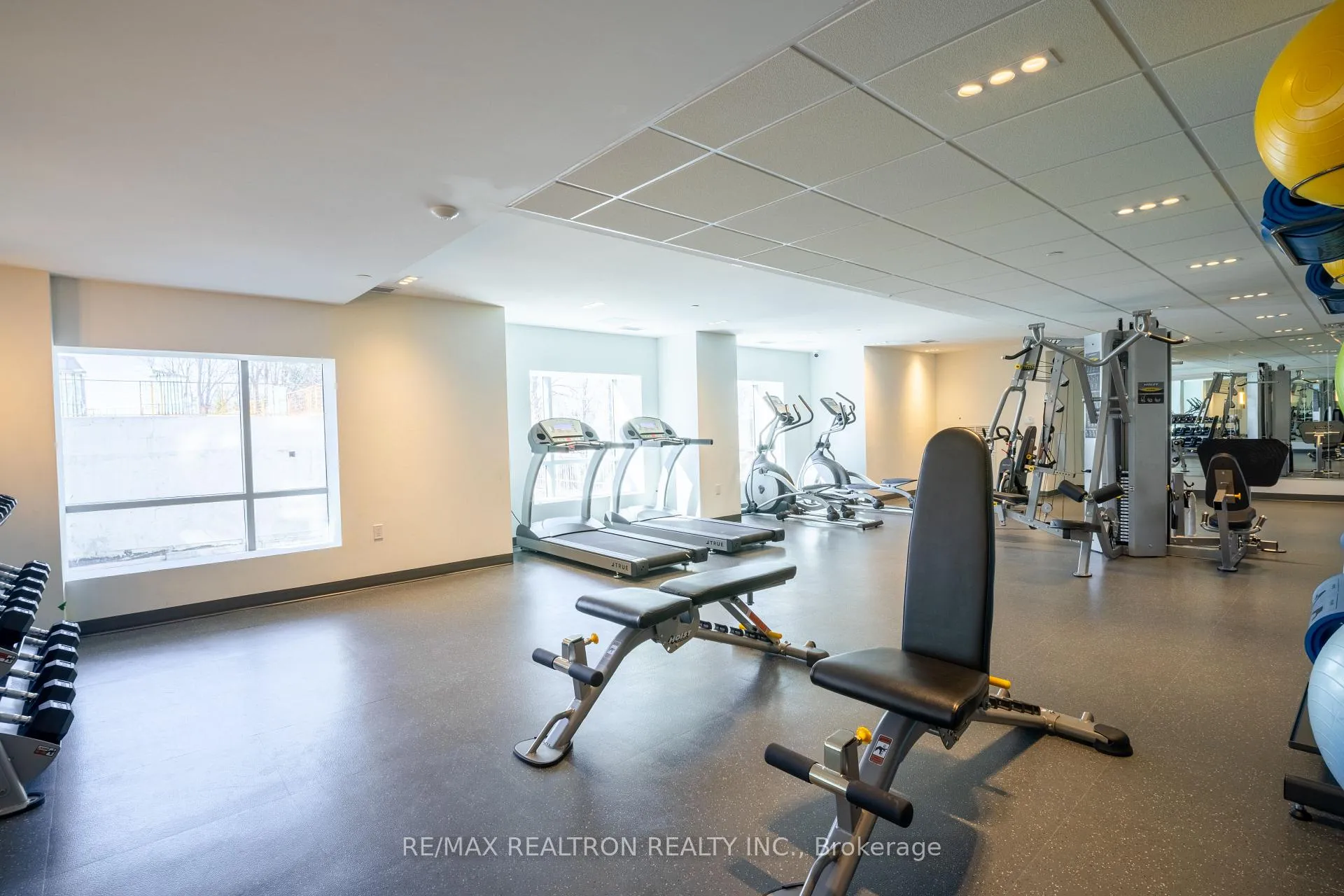 Photo 23 of Unit 103, 56 Lakeside Terrace, Barrie, Little Lake — HOMEH