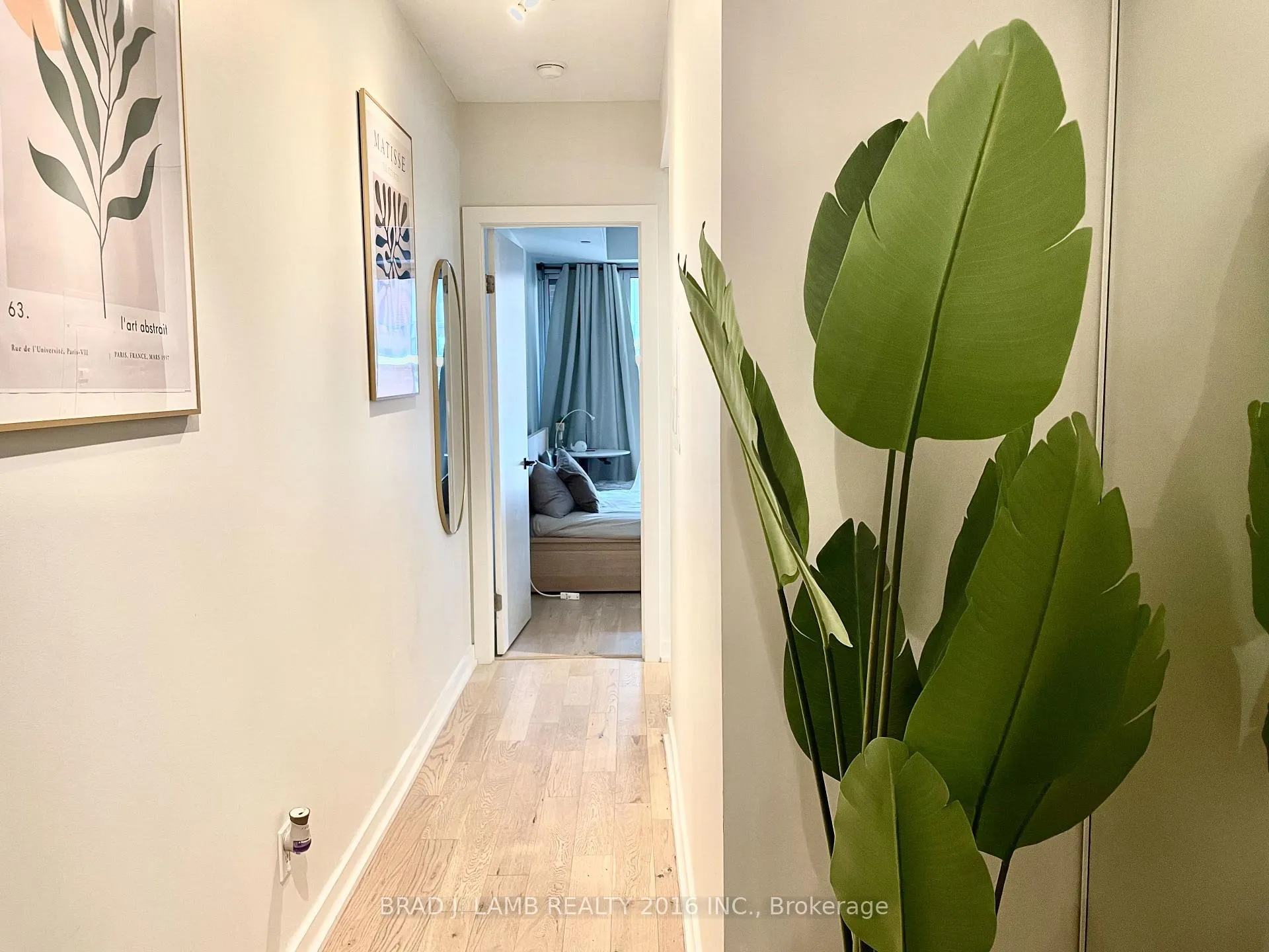 Photo 12 of Unit 327, 20 Bruyeres Mews, Toronto, Niagara — HOMEH