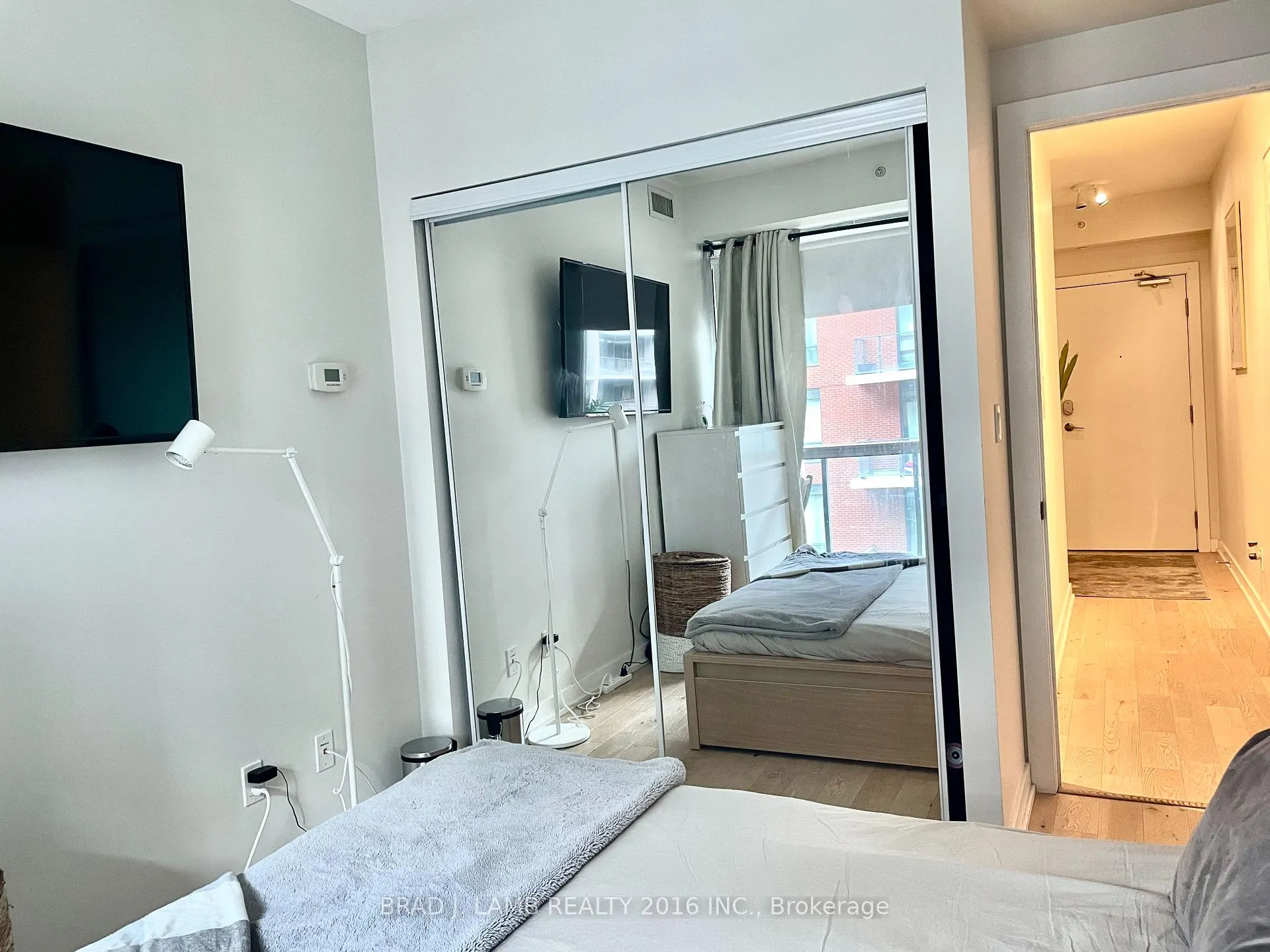 Photo 14 of Unit 327, 20 Bruyeres Mews, Toronto, Niagara — HOMEH