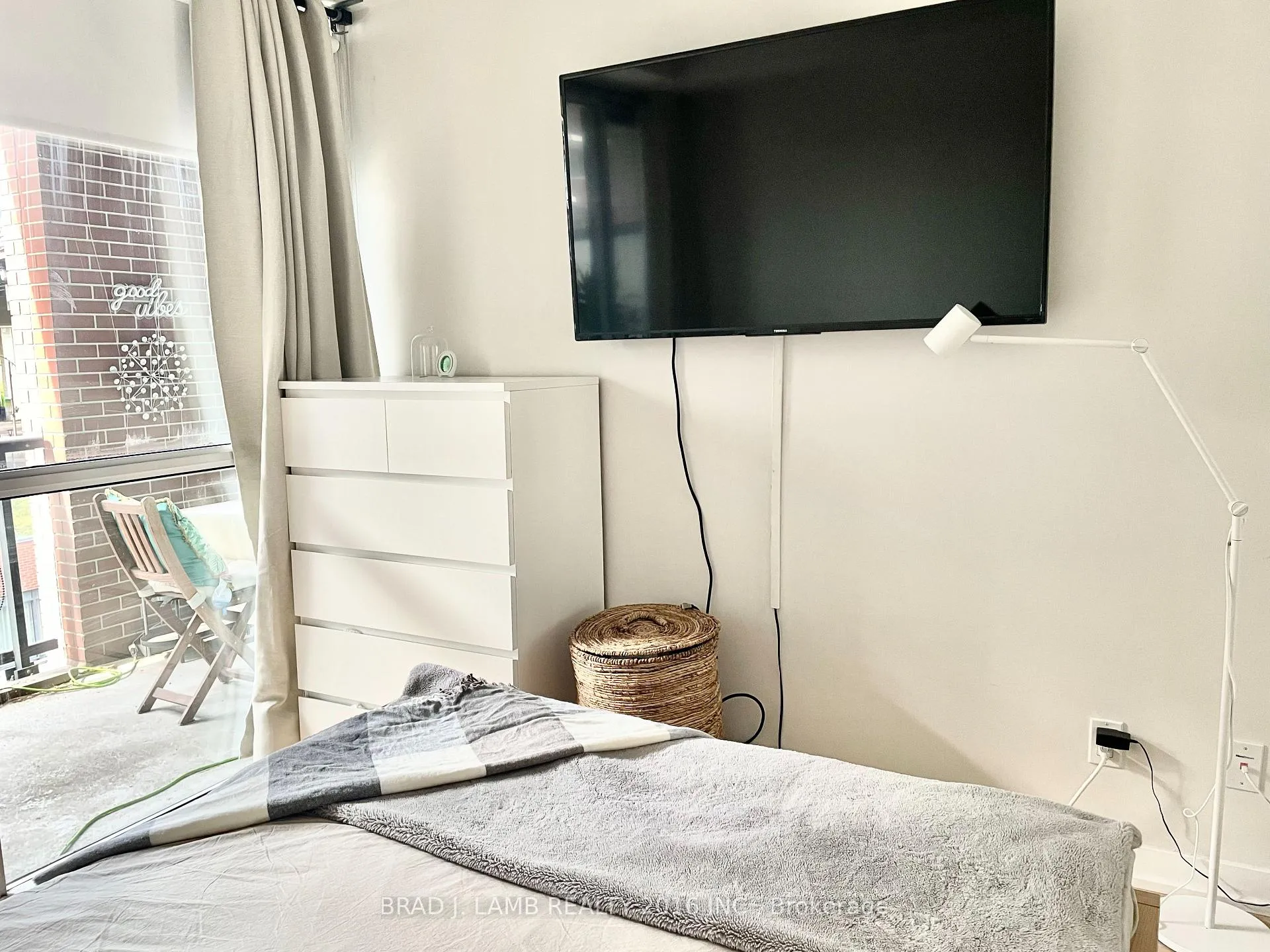 Photo 16 of Unit 327, 20 Bruyeres Mews, Toronto, Niagara — HOMEH