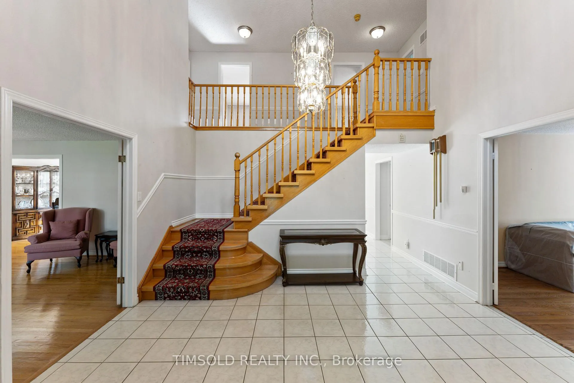 Photo 7 of 32 Addington Square, Markham, Unionville — HOMEH
