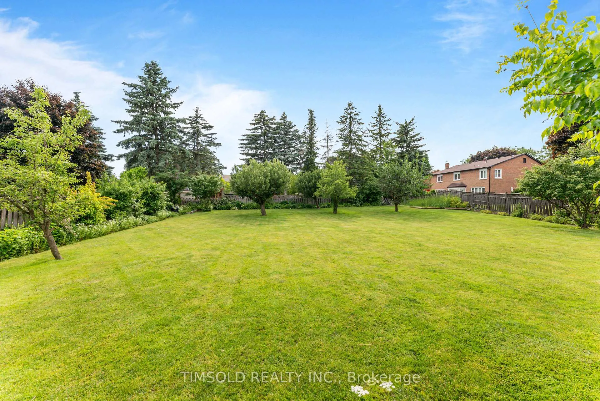Photo 27 of 32 Addington Square, Markham, Unionville — HOMEH