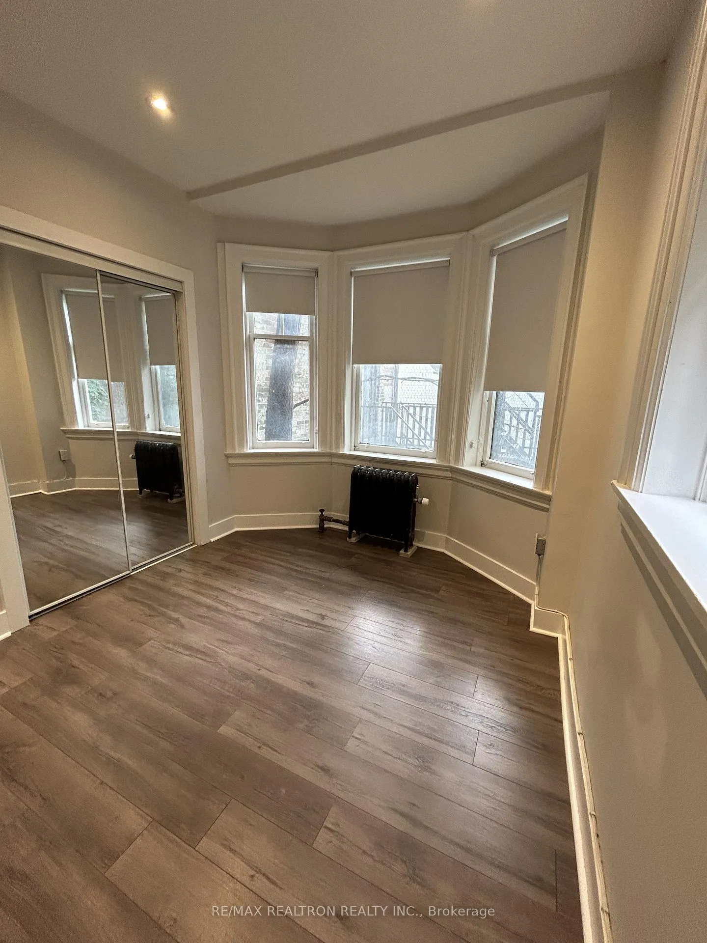 Photo 3 of Unit 8, 592 Church Street, Toronto, Church-Yonge Corridor — HOMEH
