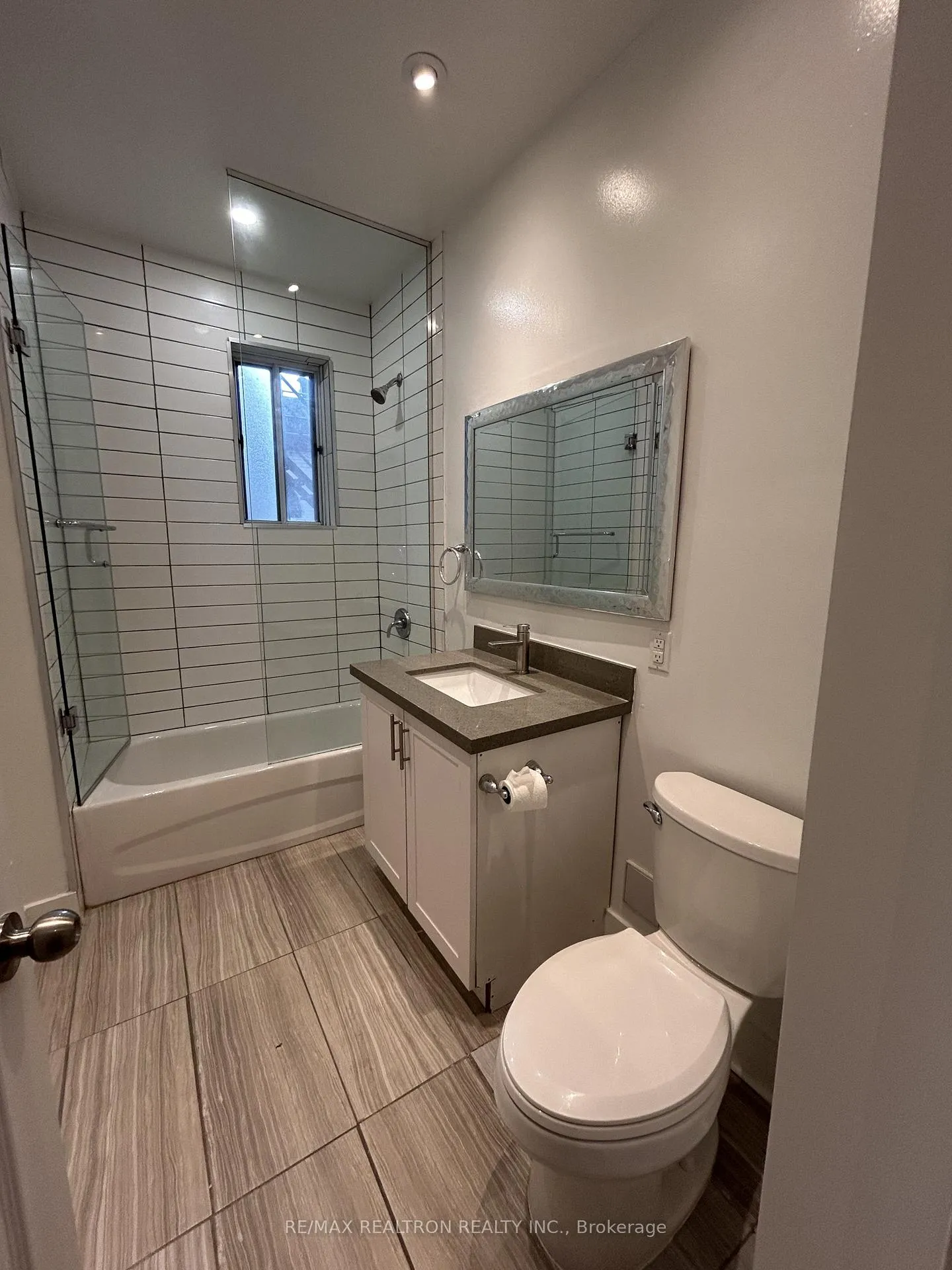 Photo 6 of Unit 8, 592 Church Street, Toronto, Church-Yonge Corridor — HOMEH